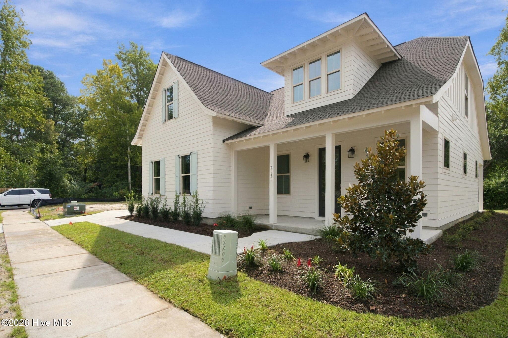 Single Family Residence at 4010 Karma Court, Wilmington, NC 28403, photo 4 of 149