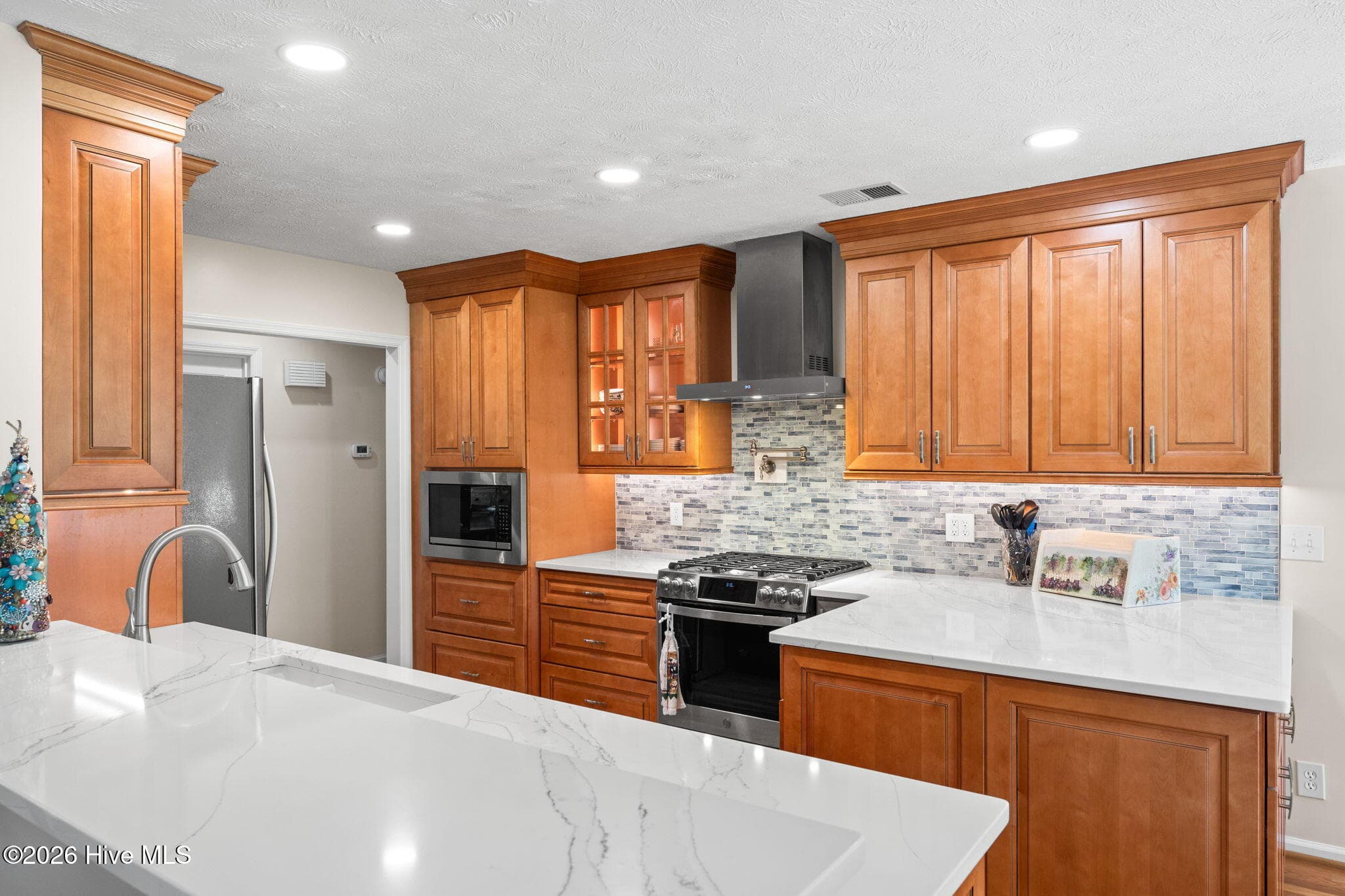 Single Family Residence at 917 Wedge Pointe Drive, Sunset Beach, NC 28468, photo 5 of 85