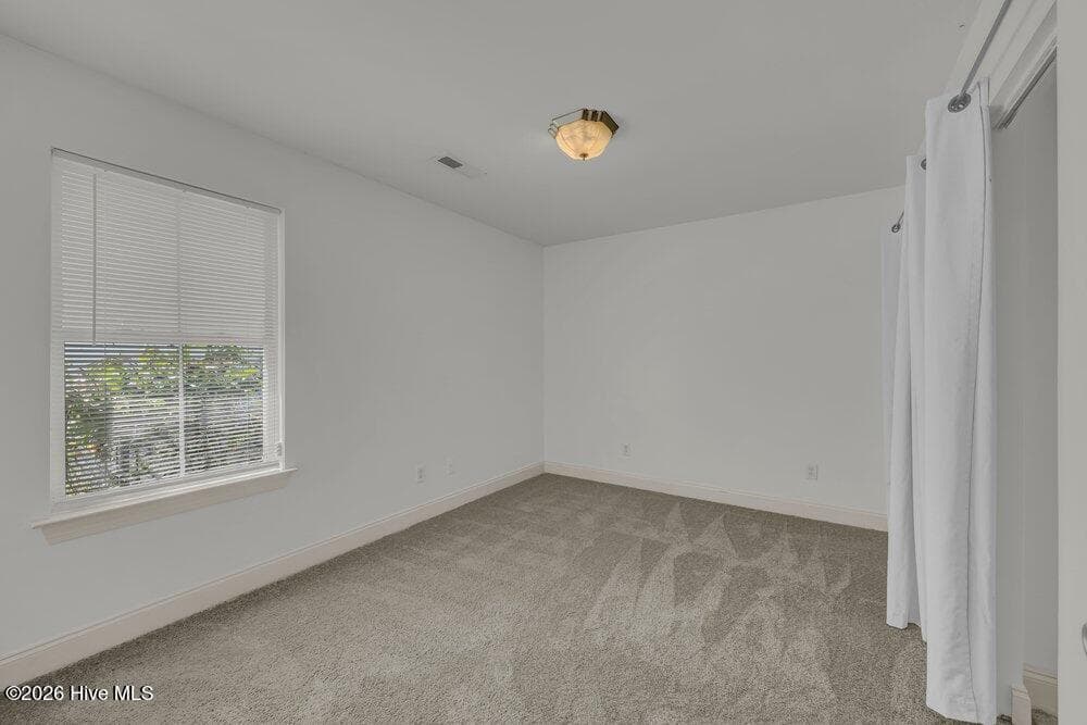Single Family Residence at 100 S 11th Street, Wilmington, NC 28401, photo 15 of 24