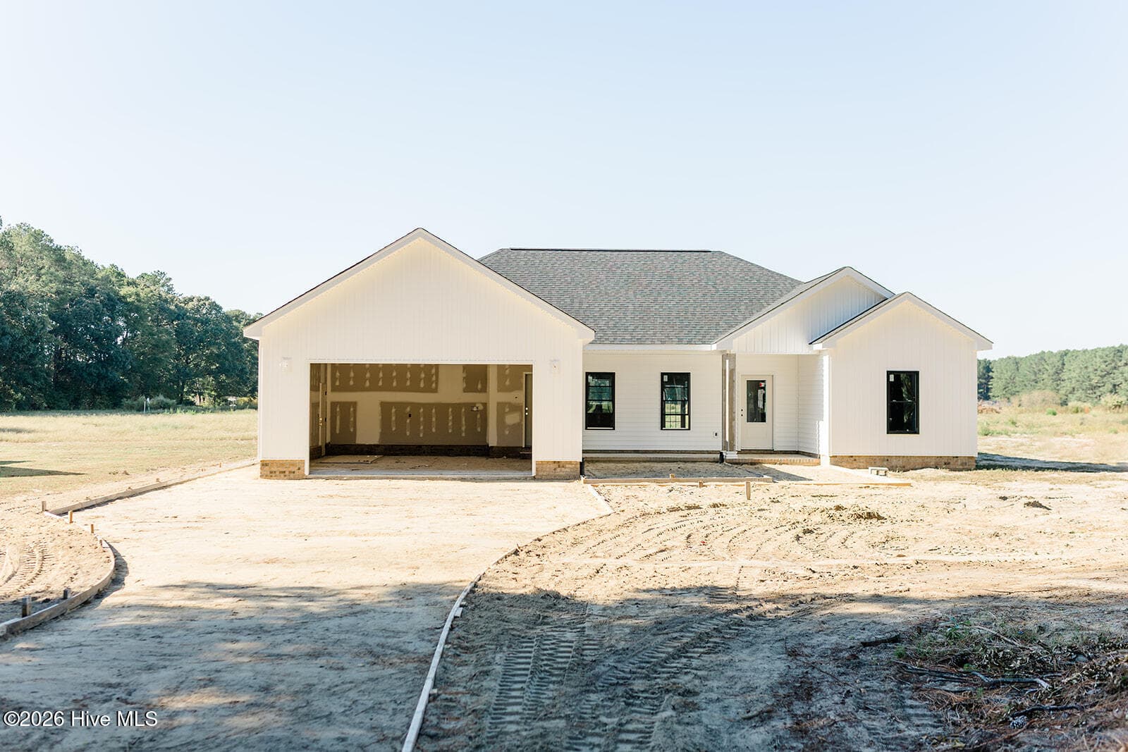 Single Family Residence at 3118 Kelly Road, Kinston, NC 28504, photo 4 of 41