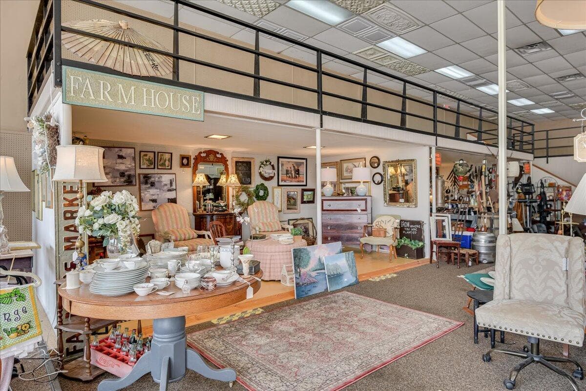 Business at 114 W 6th Street, Waynesboro, GA 30830, photo 27 of 75