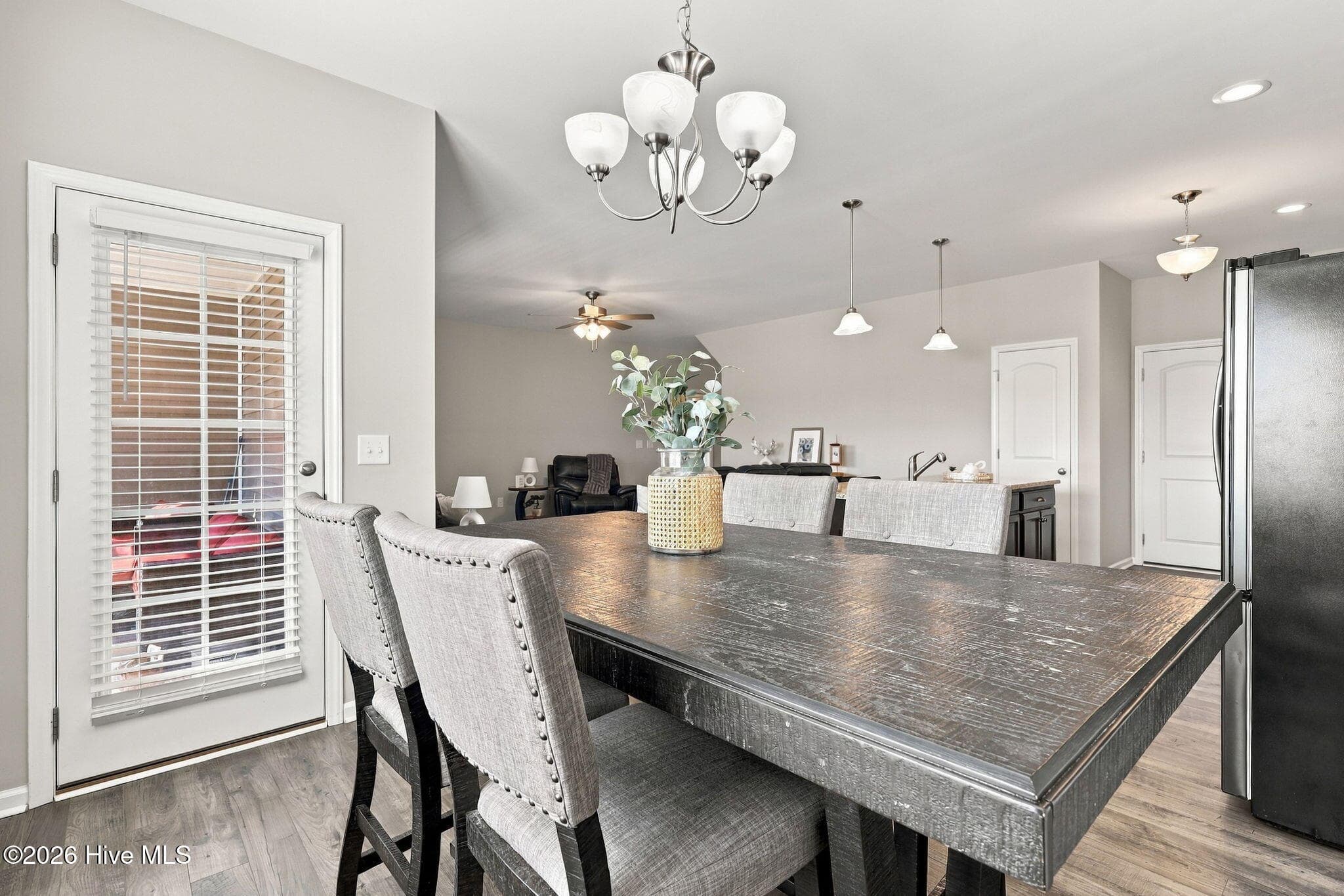 Single Family Residence at 613 Knoll Circle, Greenville, NC 27858, photo 16 of 52