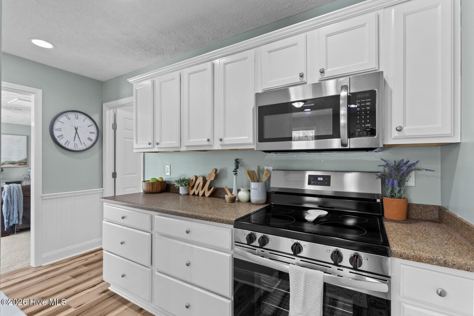 Single Family Residence at 333 Little John Lane, Havelock, NC 28532, photo 10 of 38