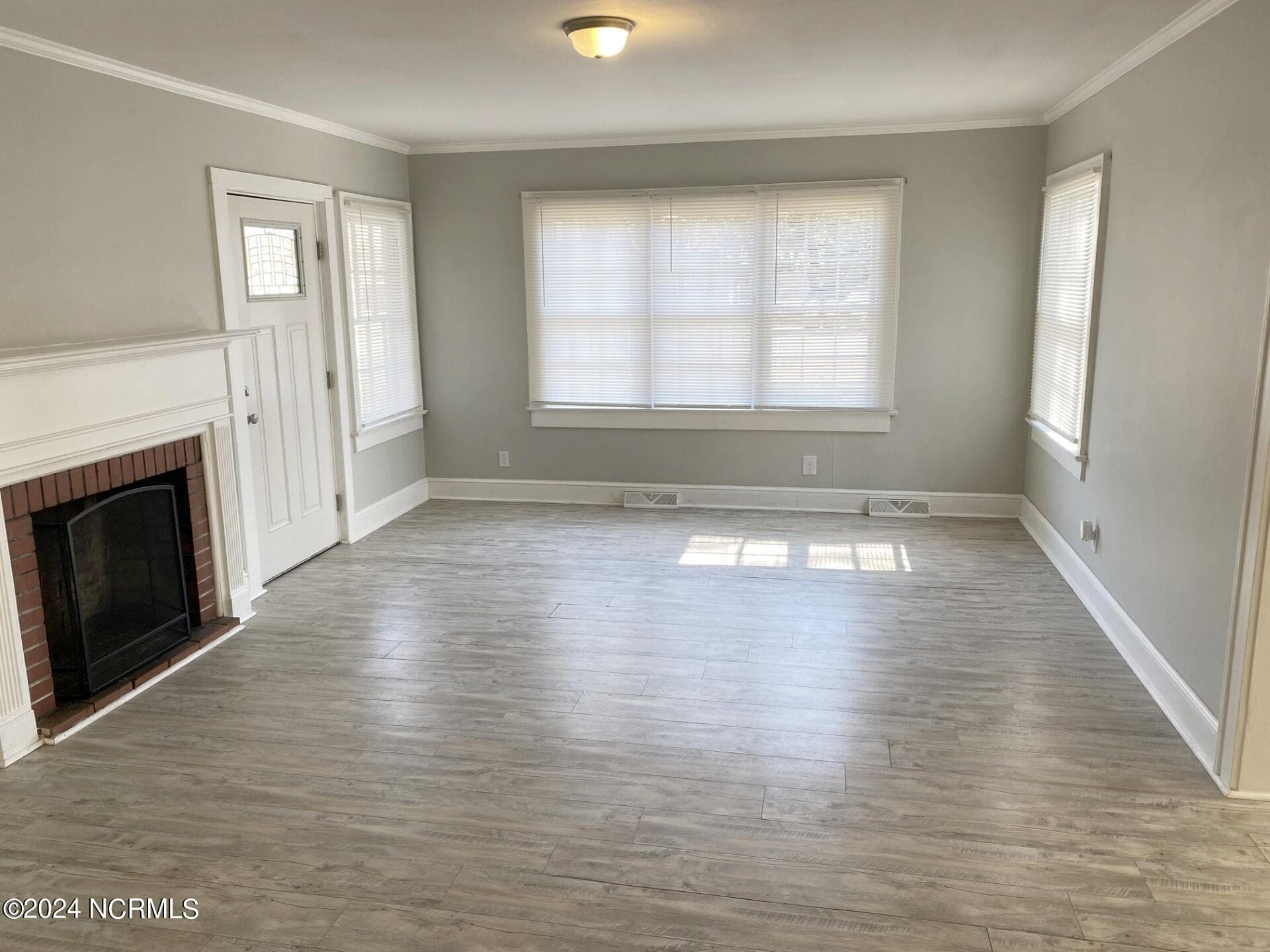 Single Family Residence at 1306 N Respess Street, Washington, NC 27889, photo 7 of 18