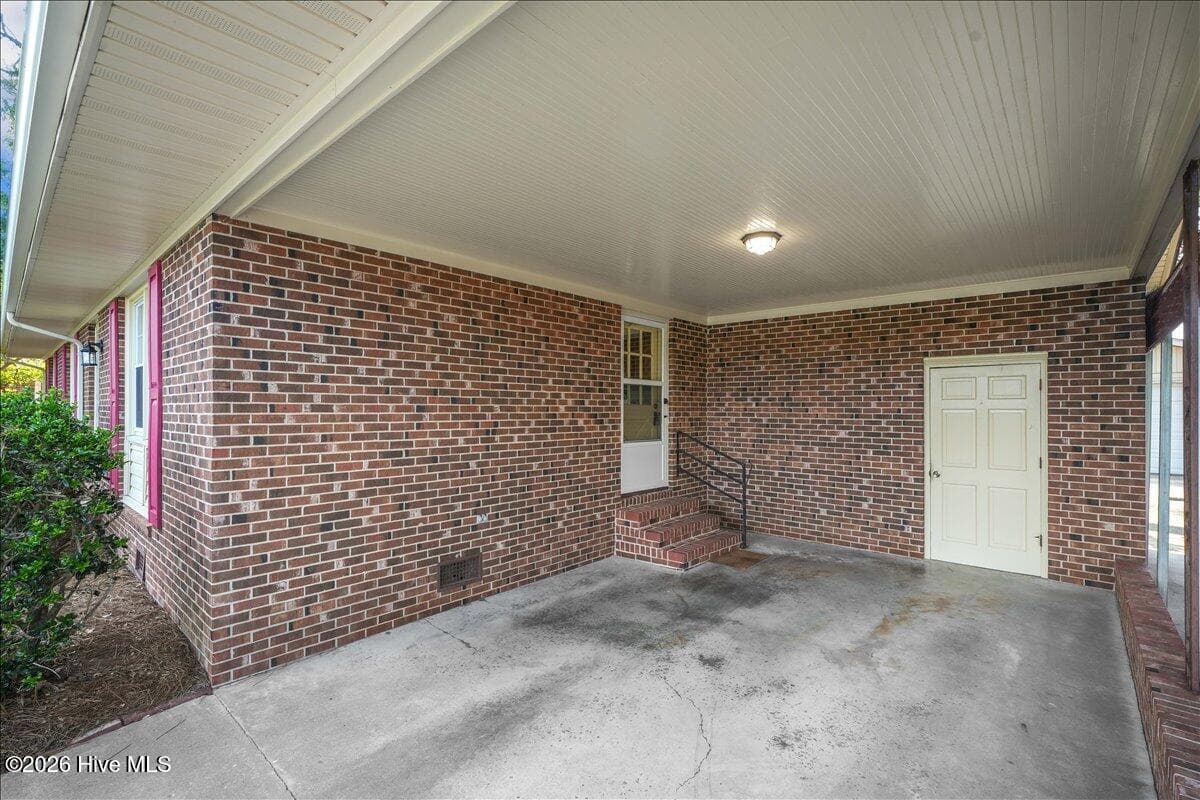 Single Family Residence at 5419 Wayne Memorial Drive NE, Pikeville, NC 27863, photo 5 of 39