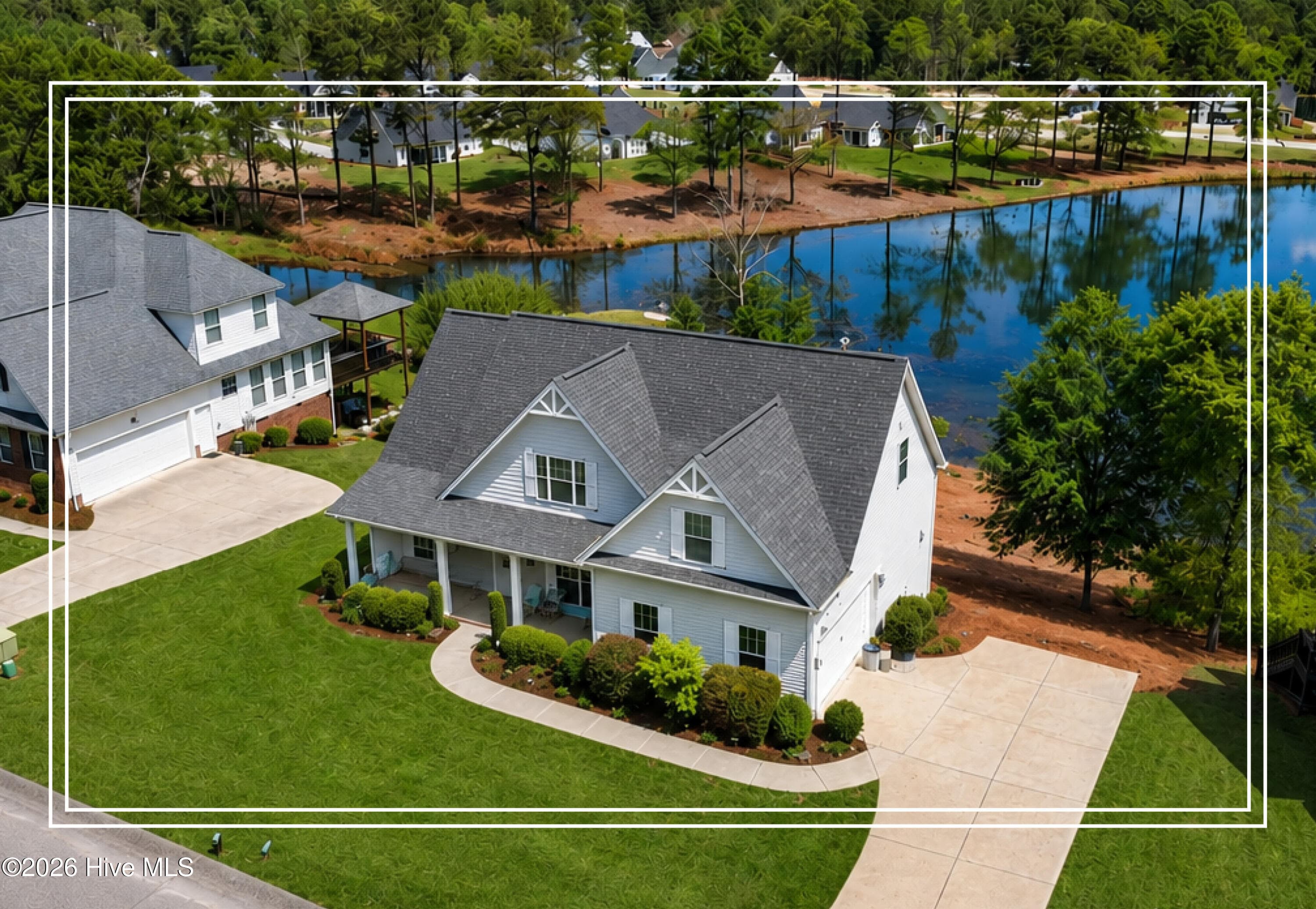 Single Family Residence at 325 Dove Lake Drive, North Augusta, SC 29841, photo 3 of 68