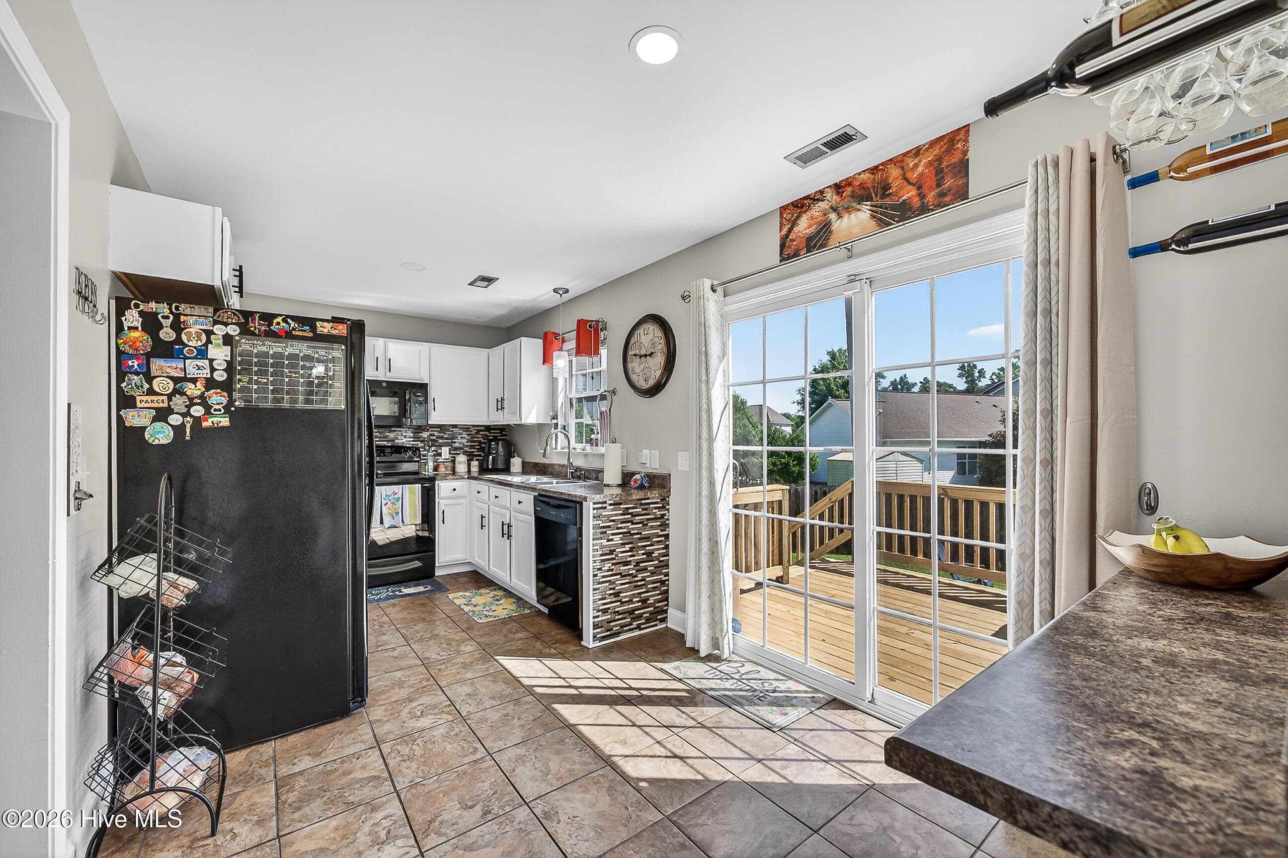 Single Family Residence at 107 Dillard Lane, Richlands, NC 28574, photo 2 of 2