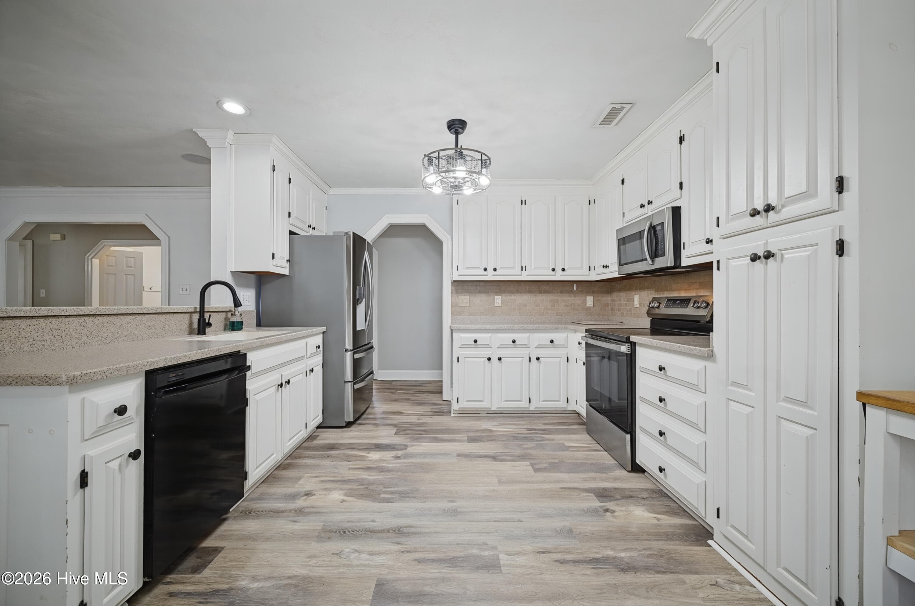 Single Family Residence at 106 Elizabeth Circle, Moyock, NC 27958, Moyock, photo 11 of 50