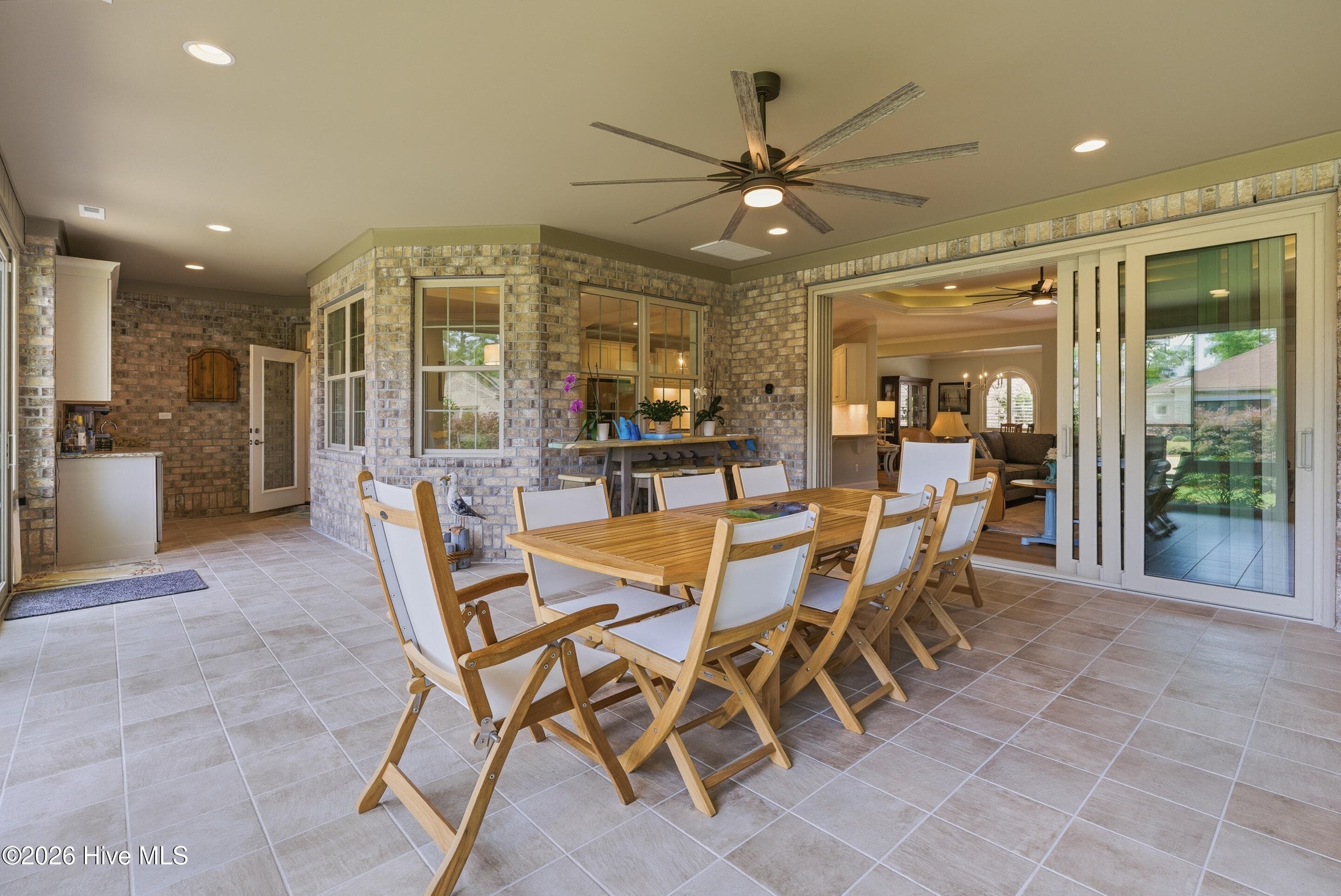 Single Family Residence at 952 Jenoa Loop, Castle Hayne, NC 28429, photo 15 of 67