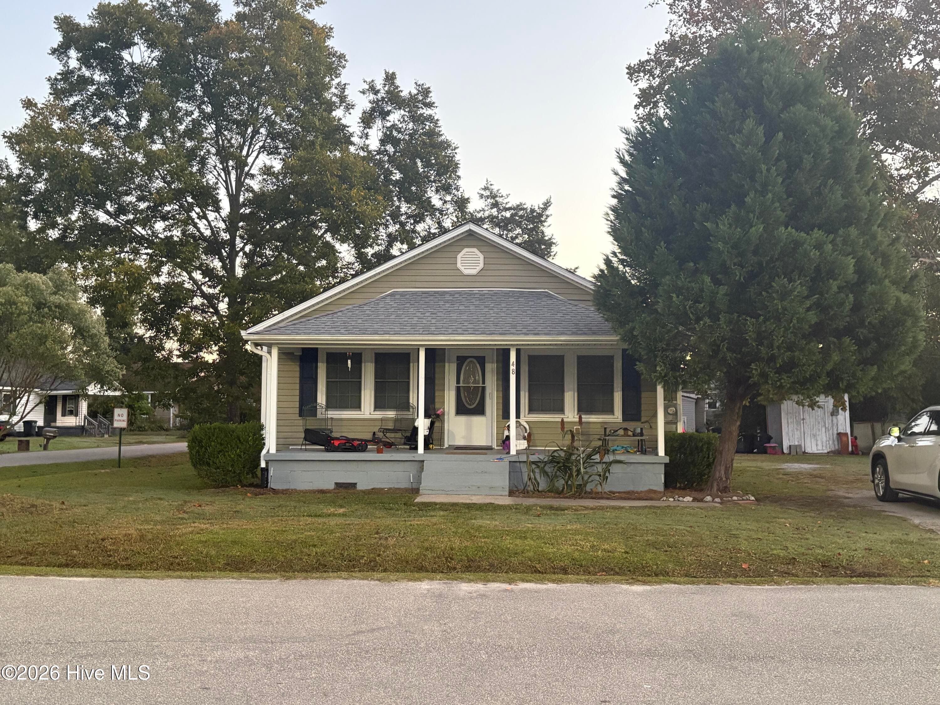 48 First Street, Chocowinity, NC 27817