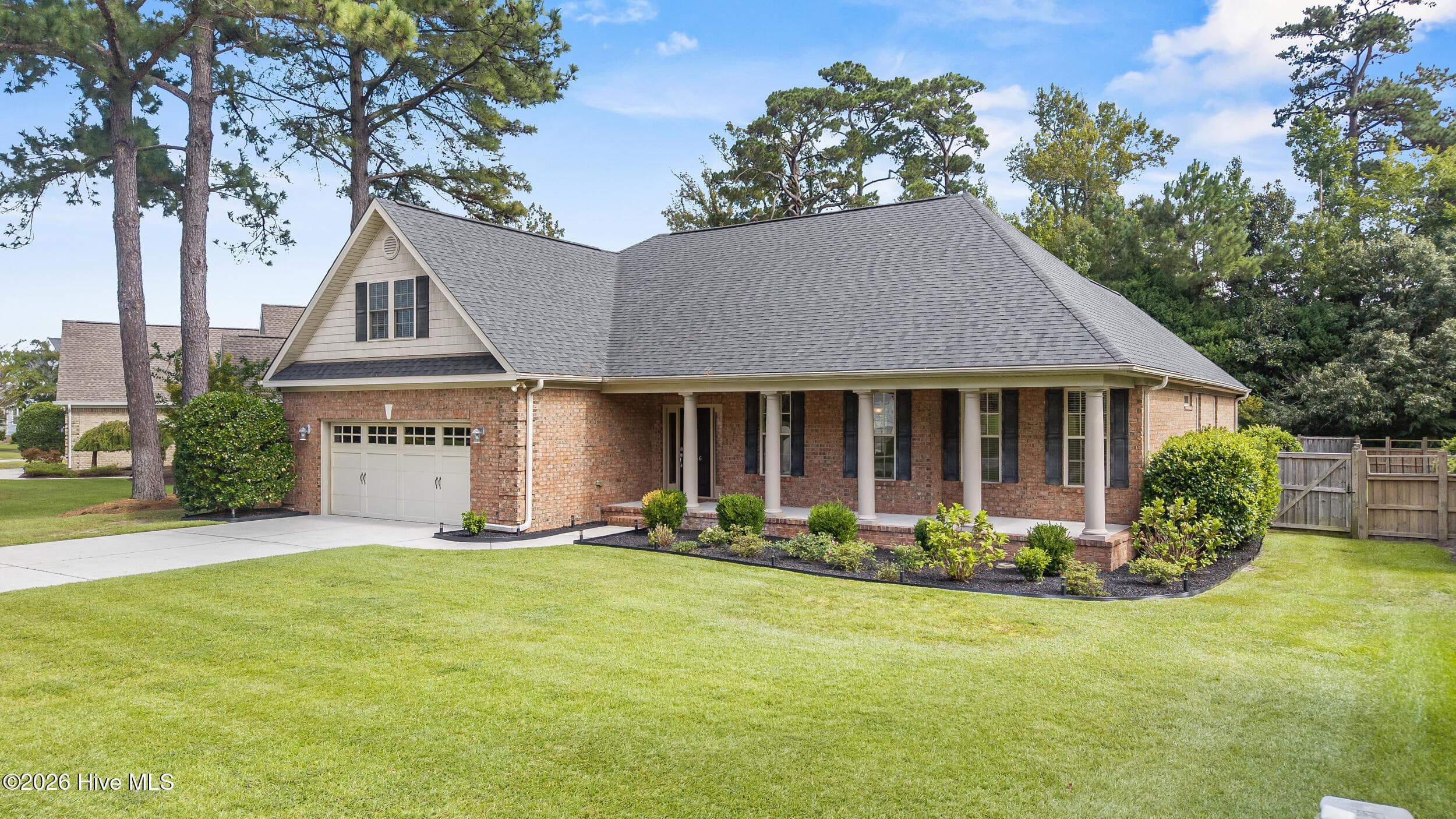Single Family Residence at 8746 Ramsbury Way, Wilmington, NC 28411, photo 4 of 50