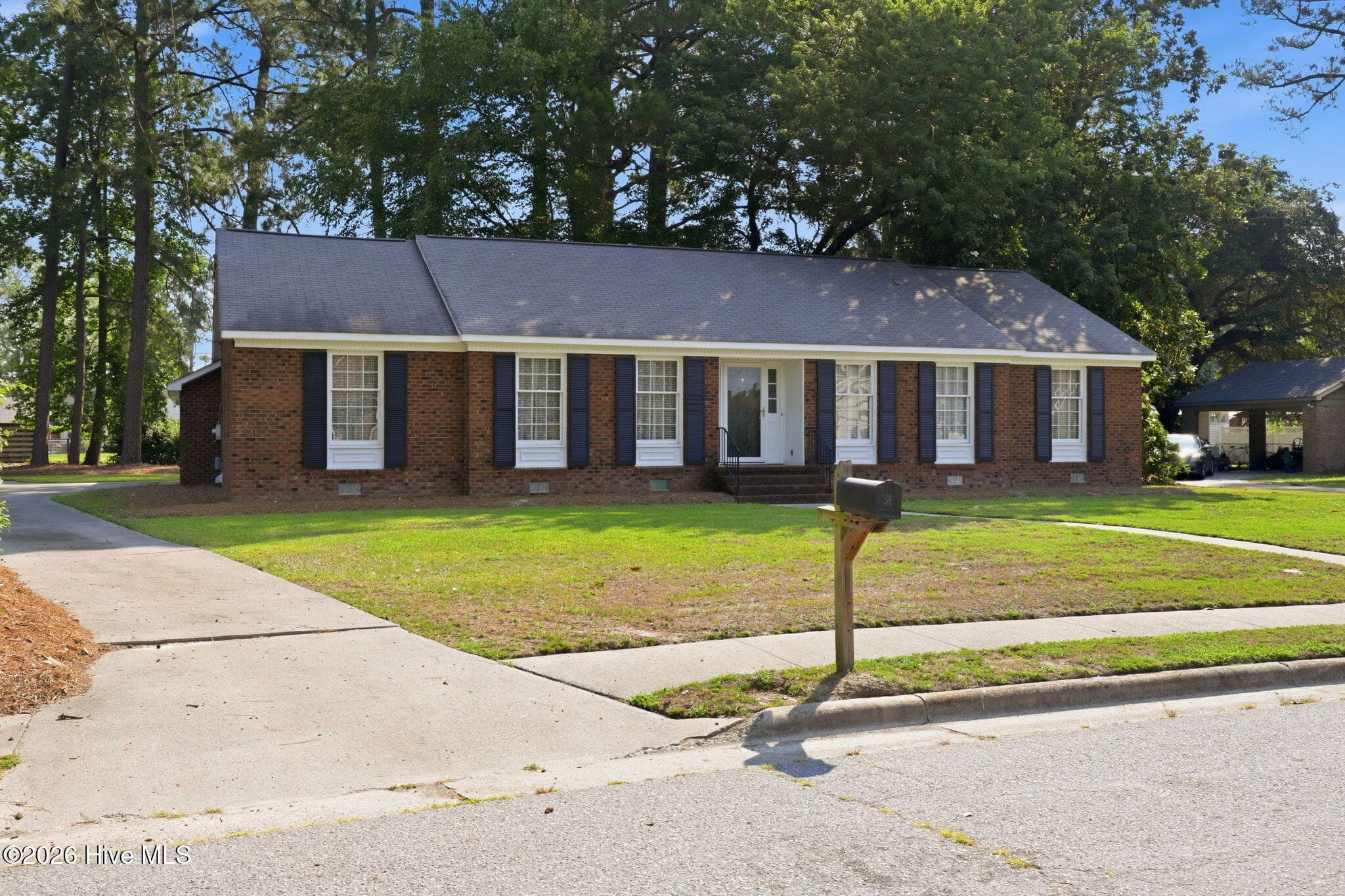 Single Family Residence at 1205 W Highland Avenue, Kinston, NC 28501, photo 6 of 48