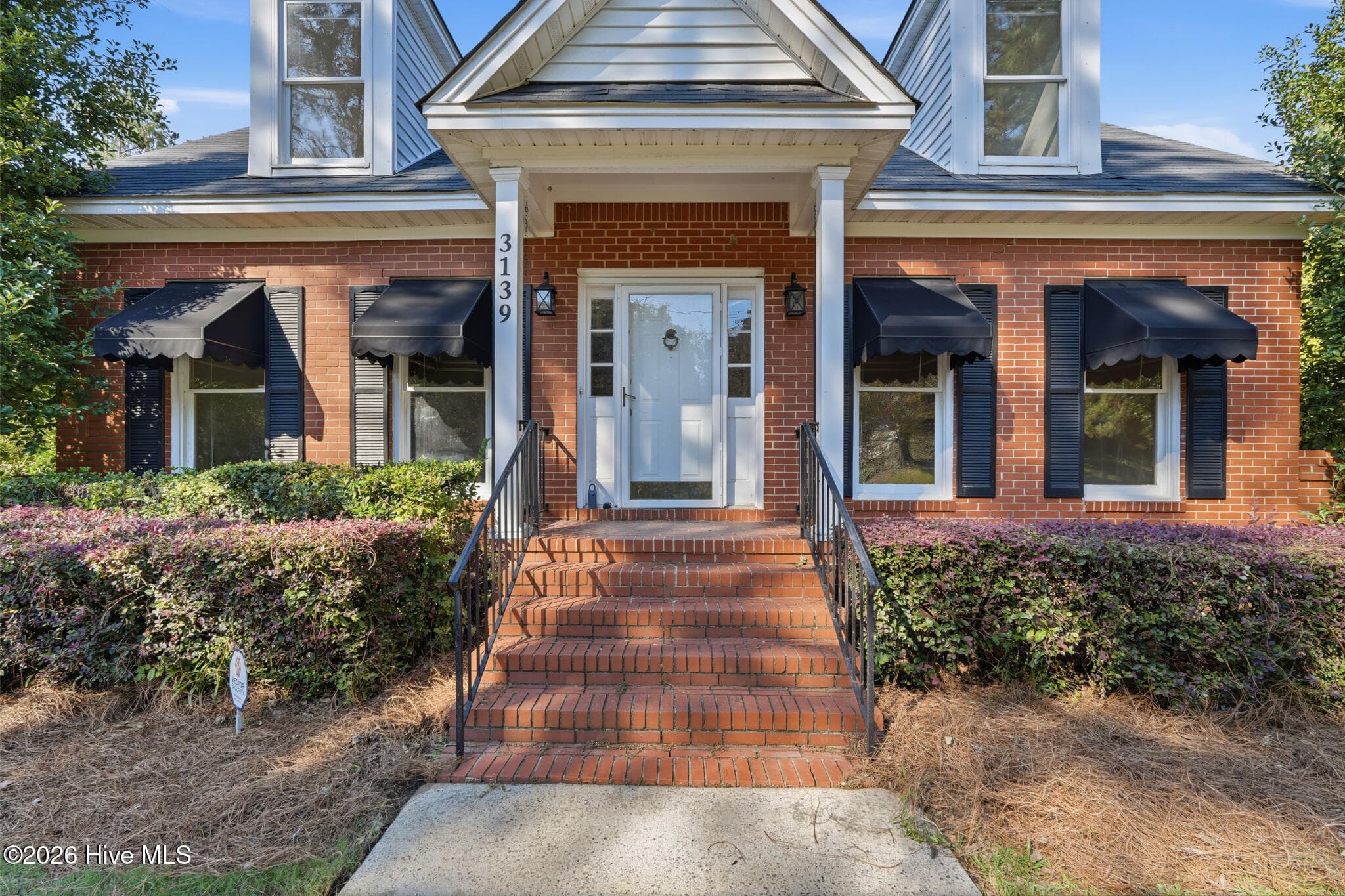 Single Family Residence at 3139 W Lake Forest Drive, Augusta, GA 30909, photo 2 of 57