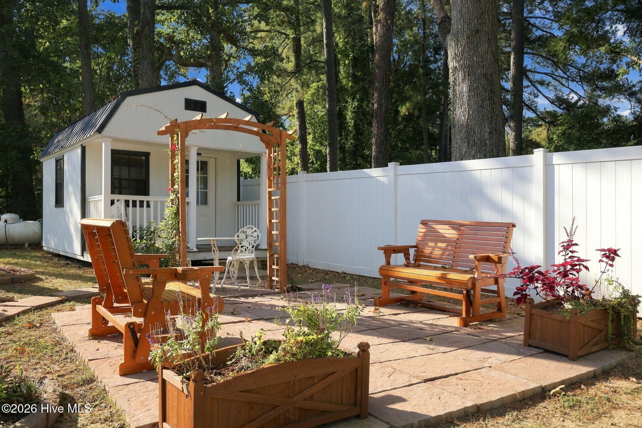 OUTBUILDING WITH FRONT PORCH AND ENTERTAINING AREA - 1874 Slatestone Road, Washington, NC 27889