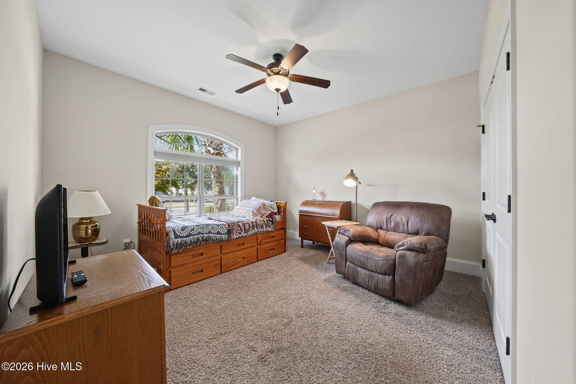 Single Family Residence at 8232 Masonboro Pointe NE, Leland, NC 28451, photo 13 of 90