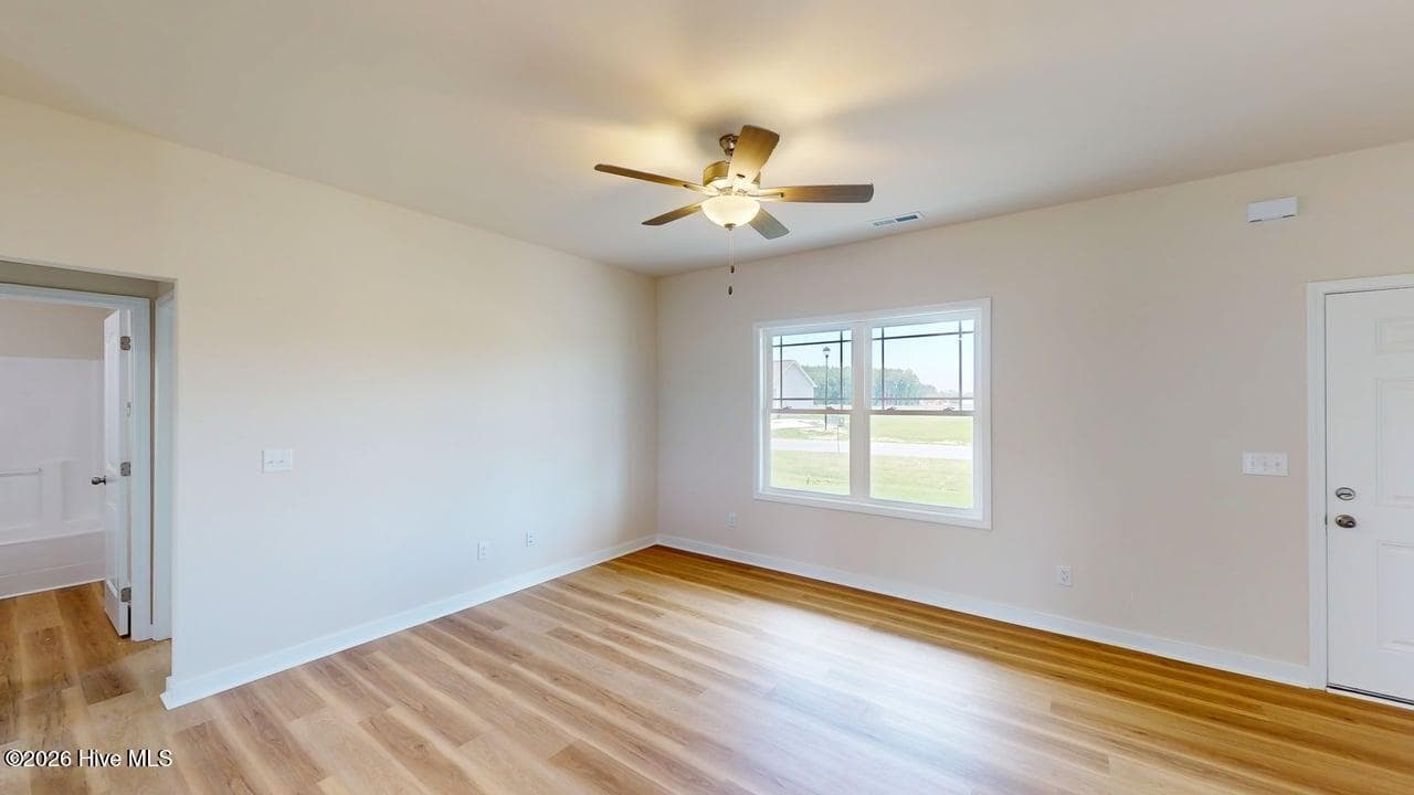 Single Family Residence at 106 Berkeley Place, Pikeville, NC 27863, photo 6 of 20