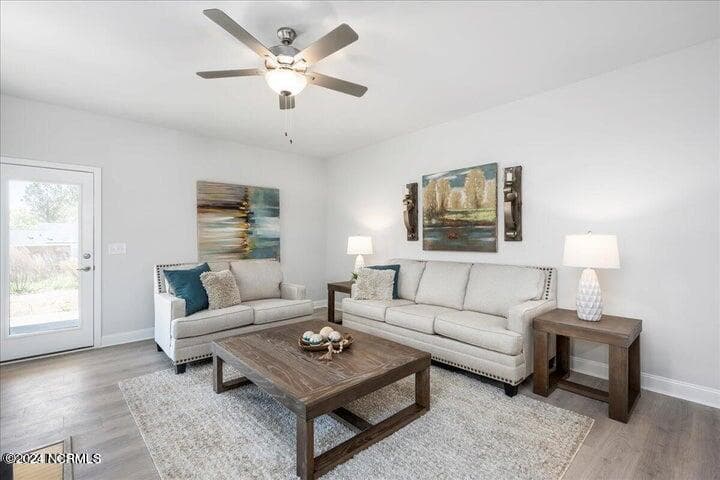 Photos of the same plan in a different community. - 100 Shoal Lane, New Bern, NC 28562