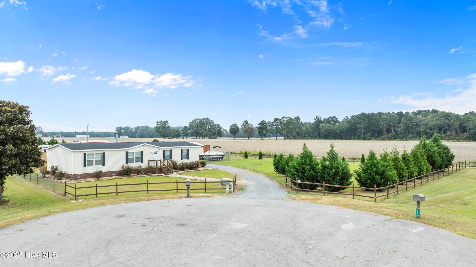 Wall St - 273 Wall Street, Snow Hill, NC 28580