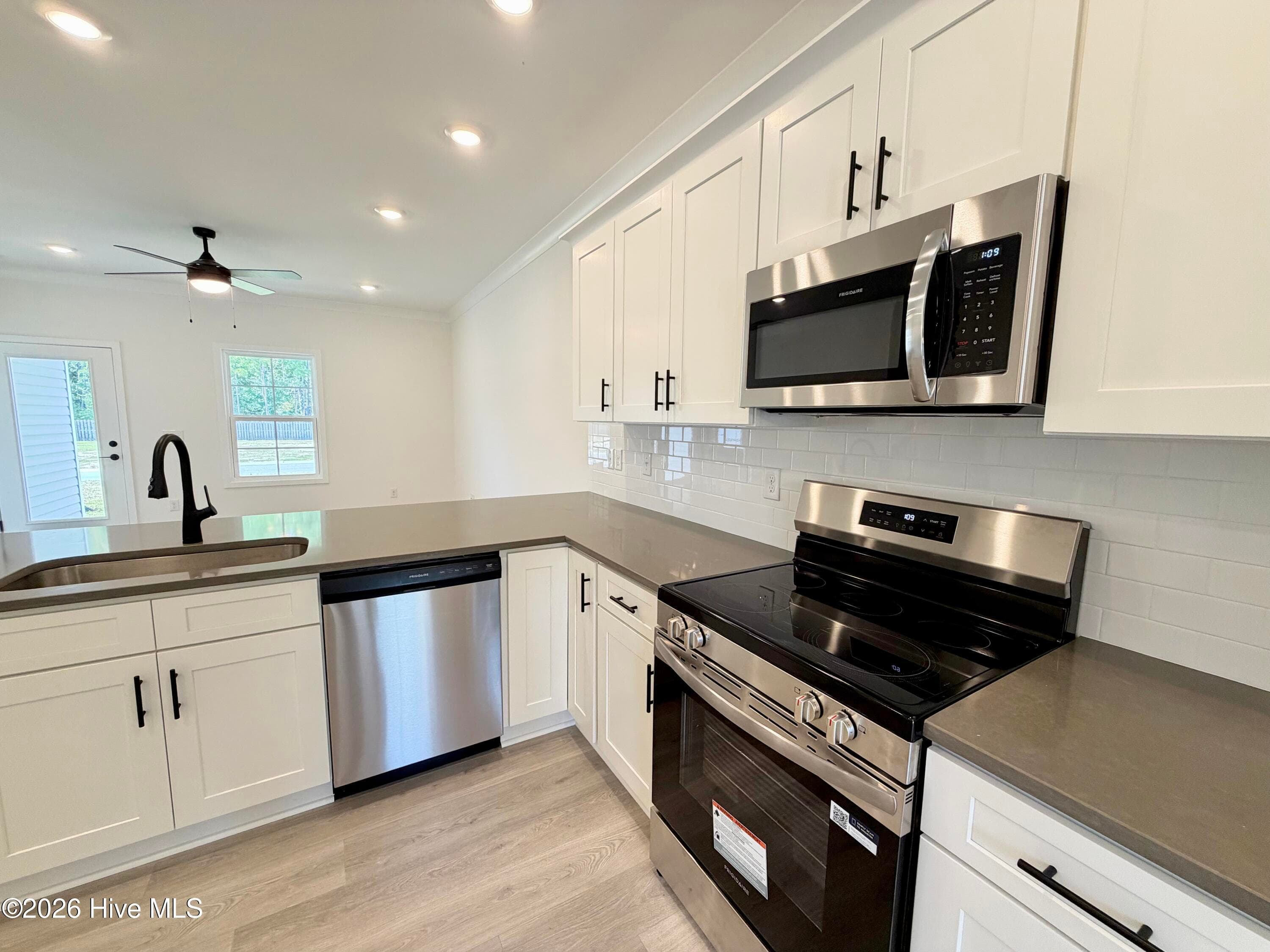 Townhouse at 479 Timbercrest Circle SE, Bolivia, NC 28422, photo 17 of 63