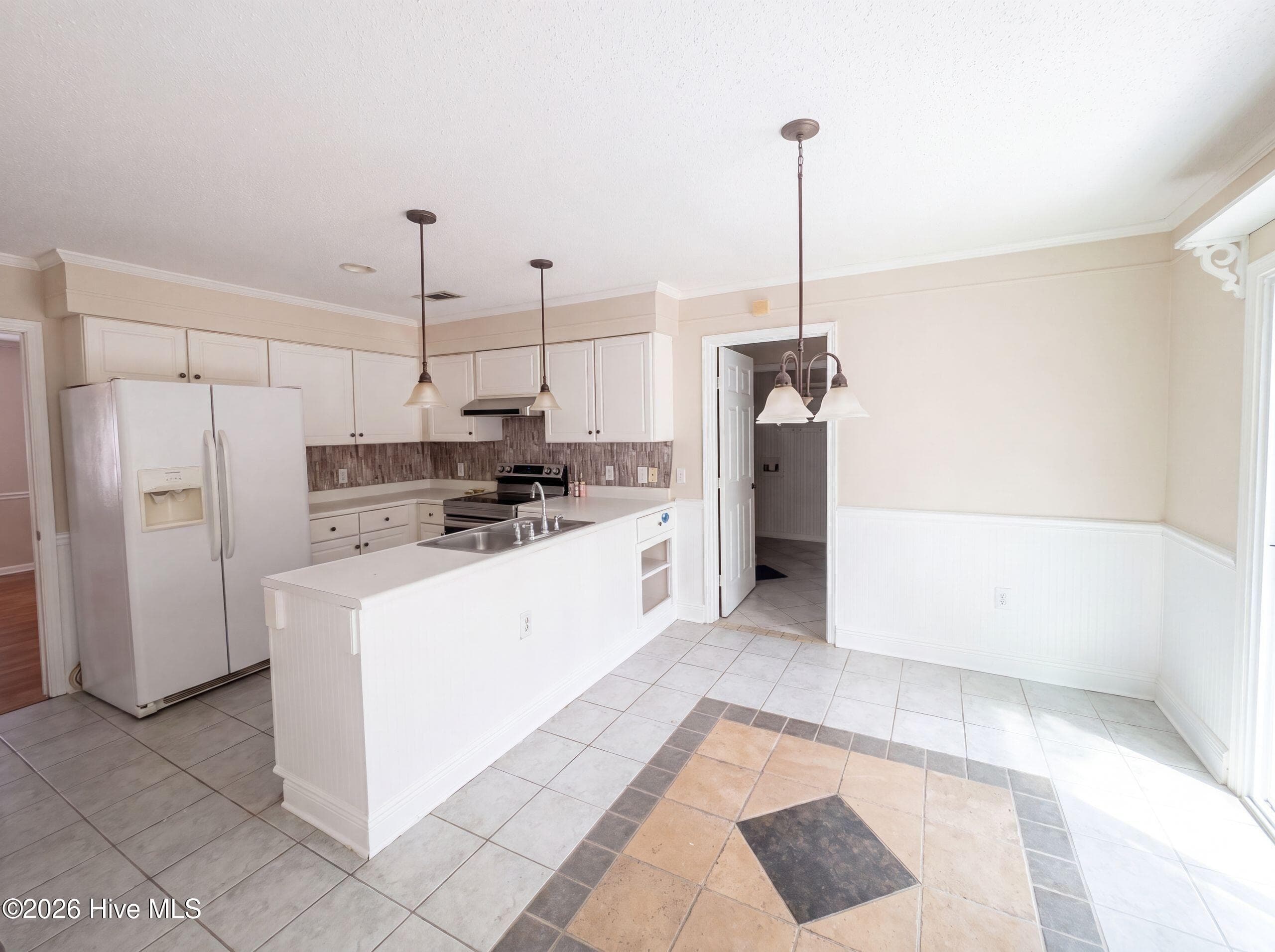 Single Family Residence at 101 Settlement Way, Wilmington Island, GA 31410, photo 2 of 27