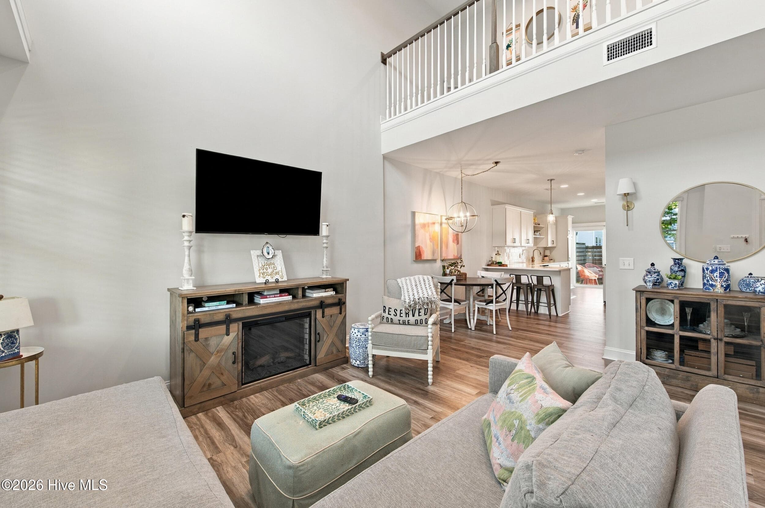 Townhouse at 927 Wharton Avenue, Wilmington, NC 28412, photo 7 of 32