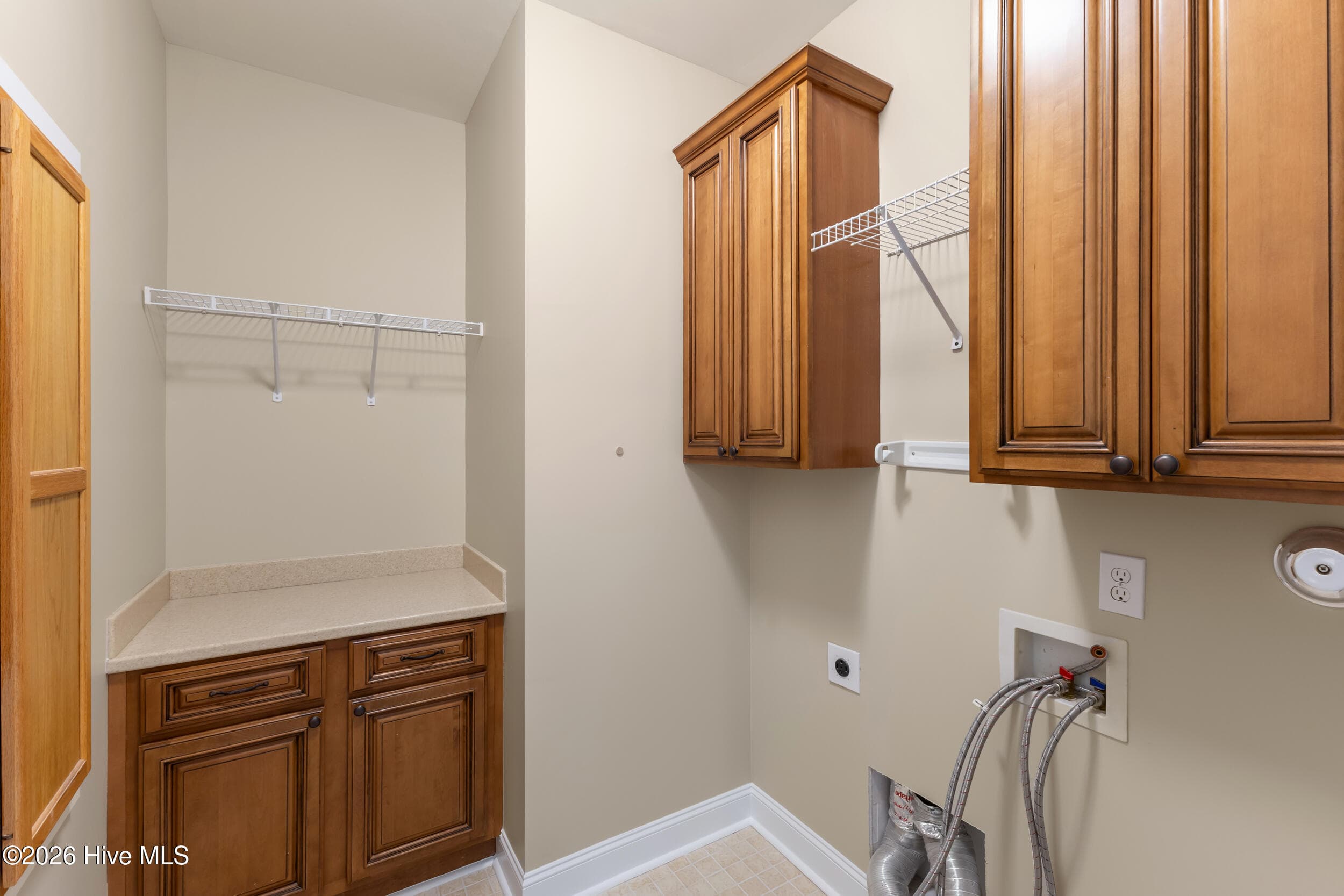 Guest House Laundry Room - 439 Whitebridge Road, Hampstead, NC 28443