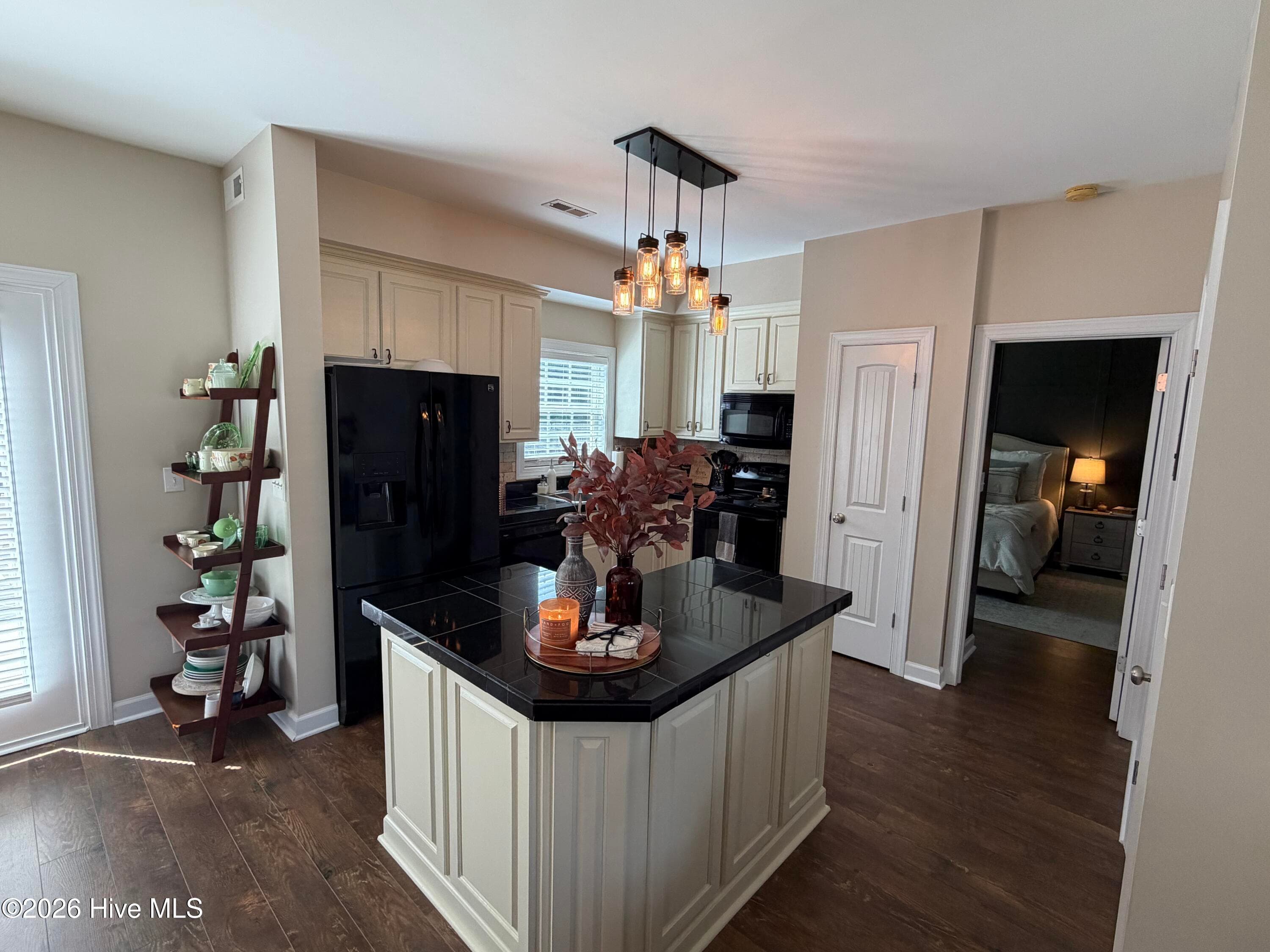 Single Family Residence at 2501 Chelsea Drive NW, Wilson, NC 27896, photo 7 of 24
