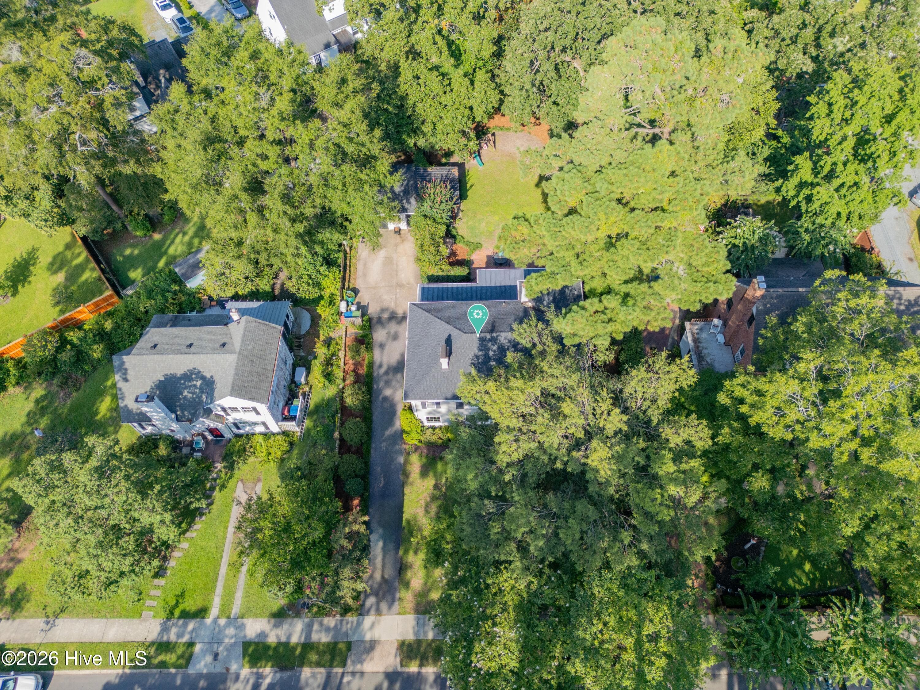 Single Family Residence at 318 Colonial Drive, Wilmington, NC 28403, photo 61 of 74