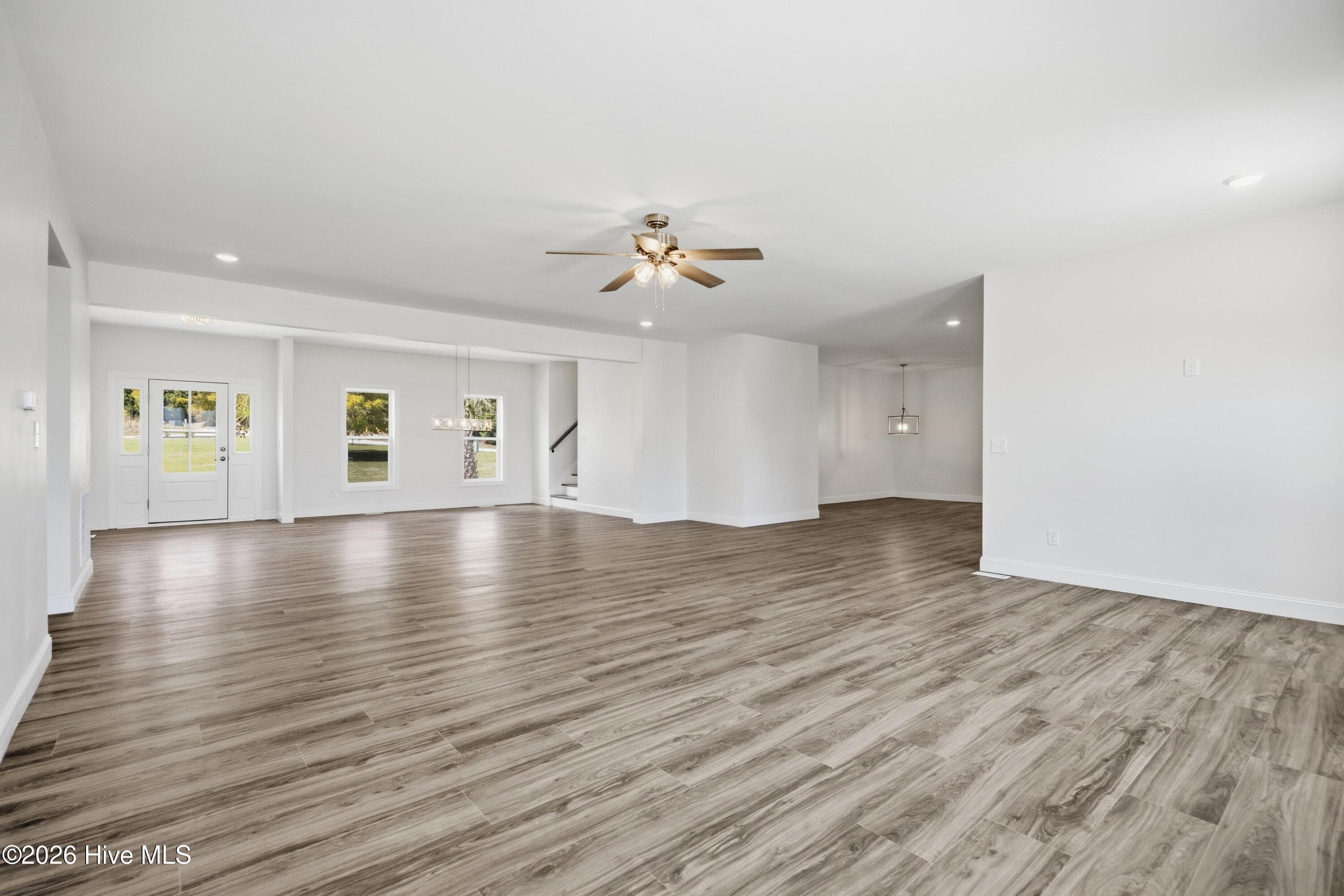 Single Family Residence at 106 Elizabeth Way Court, Swansboro, NC 28584, photo 7 of 63
