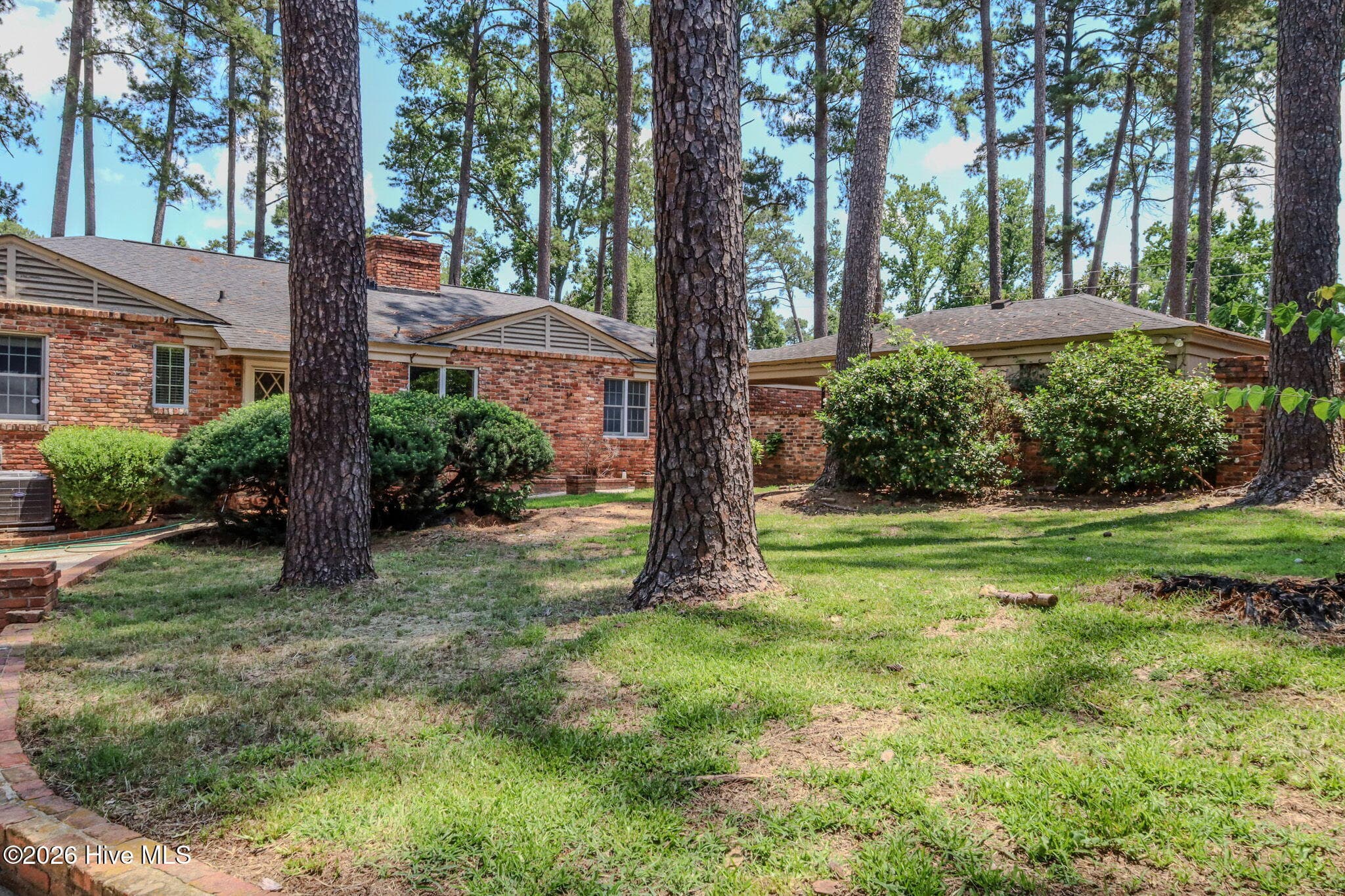 Single Family Residence at 711 Oberlin Road, Augusta, GA 30909, photo 16 of 59