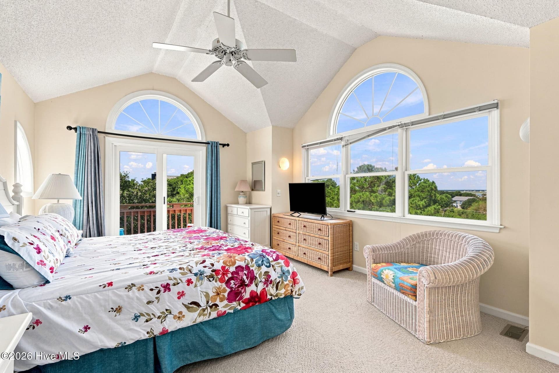 101 Wyndward Court, Emerald Isle, NC 28594