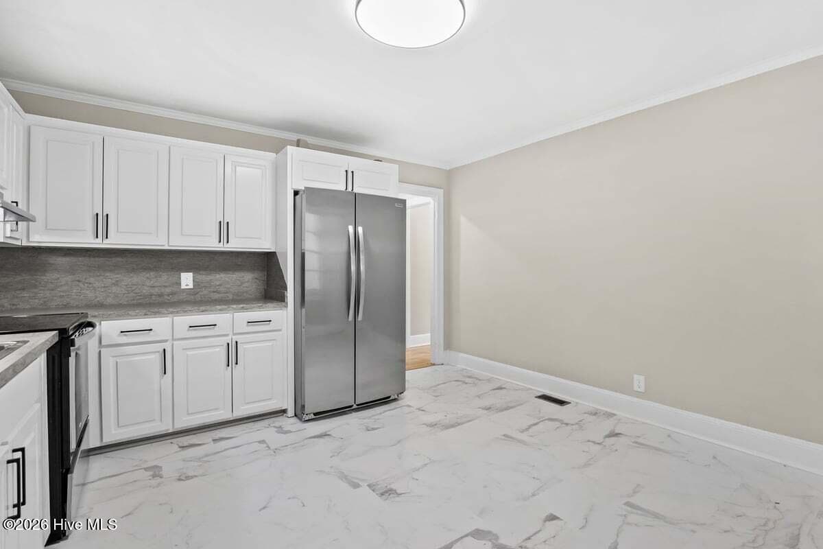 Single Family Residence at 912 N Madison Avenue, Goldsboro, NC 27530, photo 10 of 24