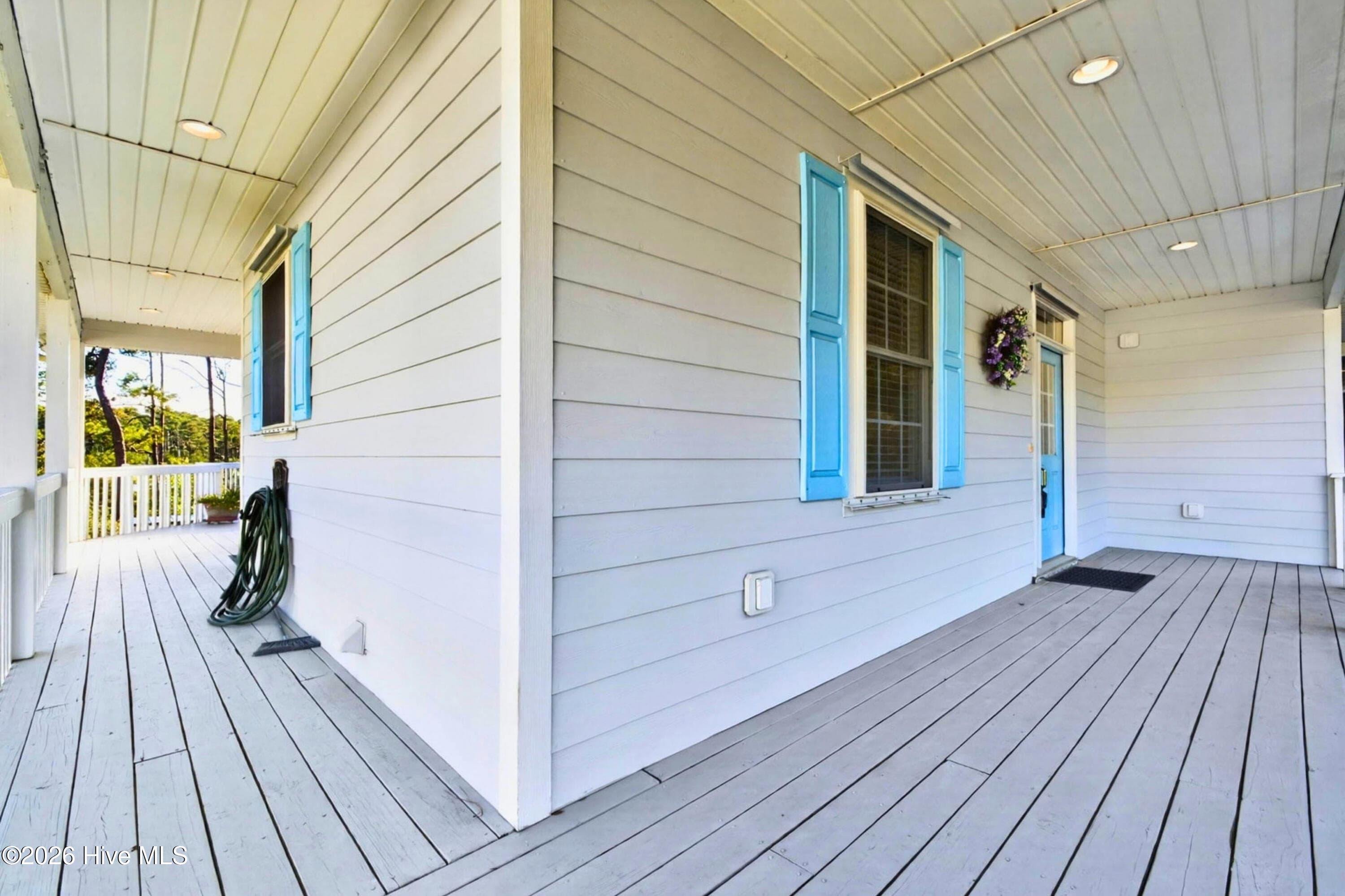 Single Family Residence at 3243 Marsh View Drive SW, Supply, NC 28462, photo 17 of 83