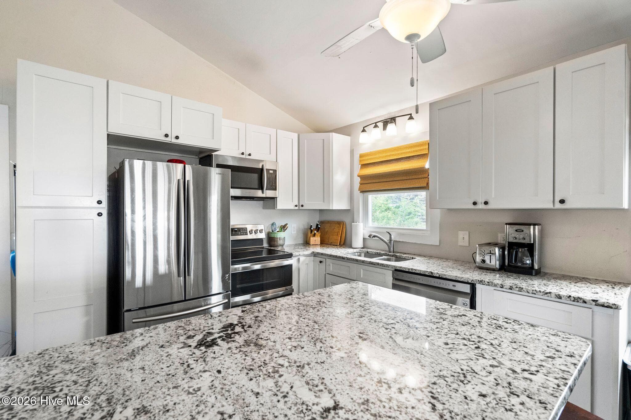 The island: breakfast bar, snack station and unofficial beach headquarters. - 129 S Anderson Boulevard A, Topsail Beach, NC 28445