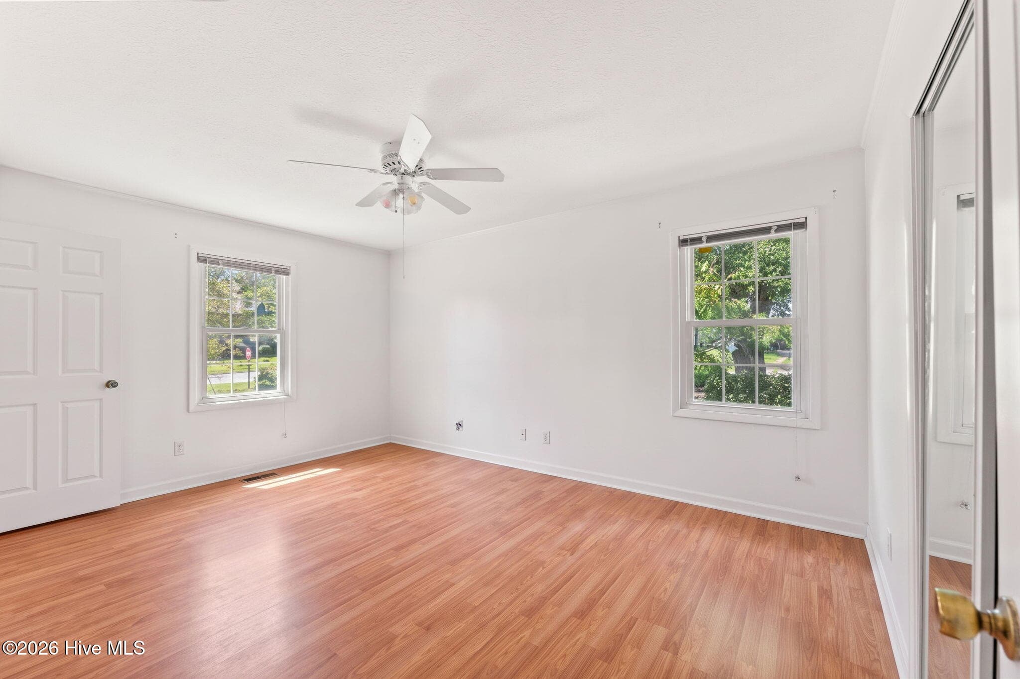 Single Family Residence at 906 20th Avenue N, North Myrtle Beach, SC 29582, photo 19 of 39