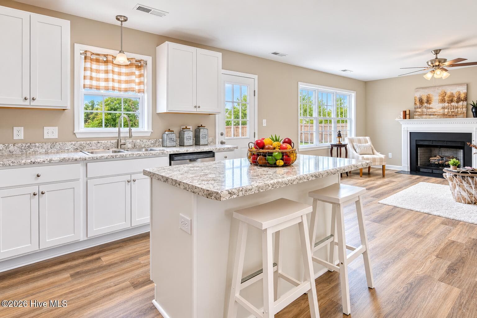 Single Family Residence at 264 Rowland Drive, Richlands, NC 28574, photo 11 of 51