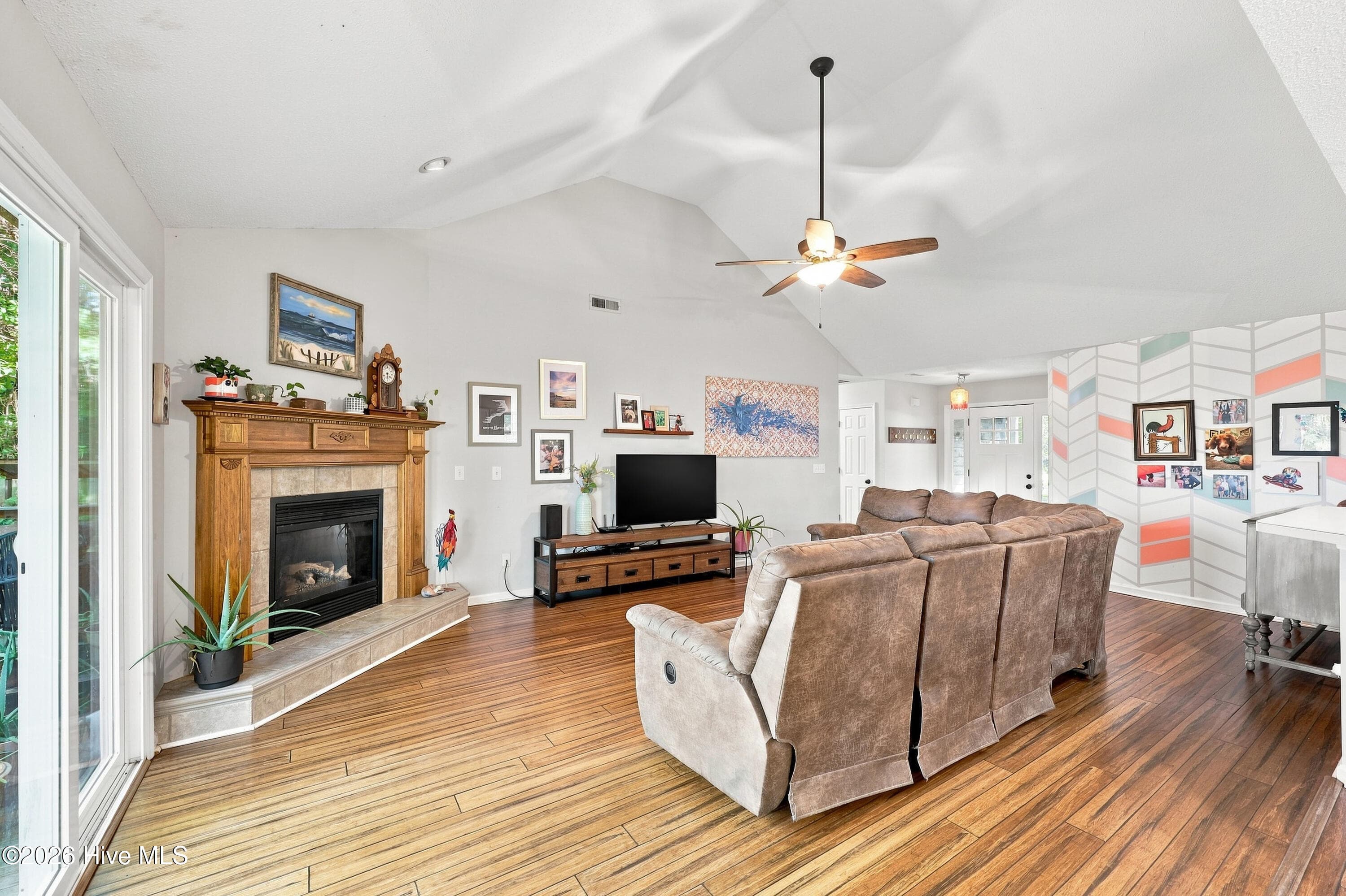 Single Family Residence at 416 Masters Lane, Hampstead, NC 28443, photo 12 of 53
