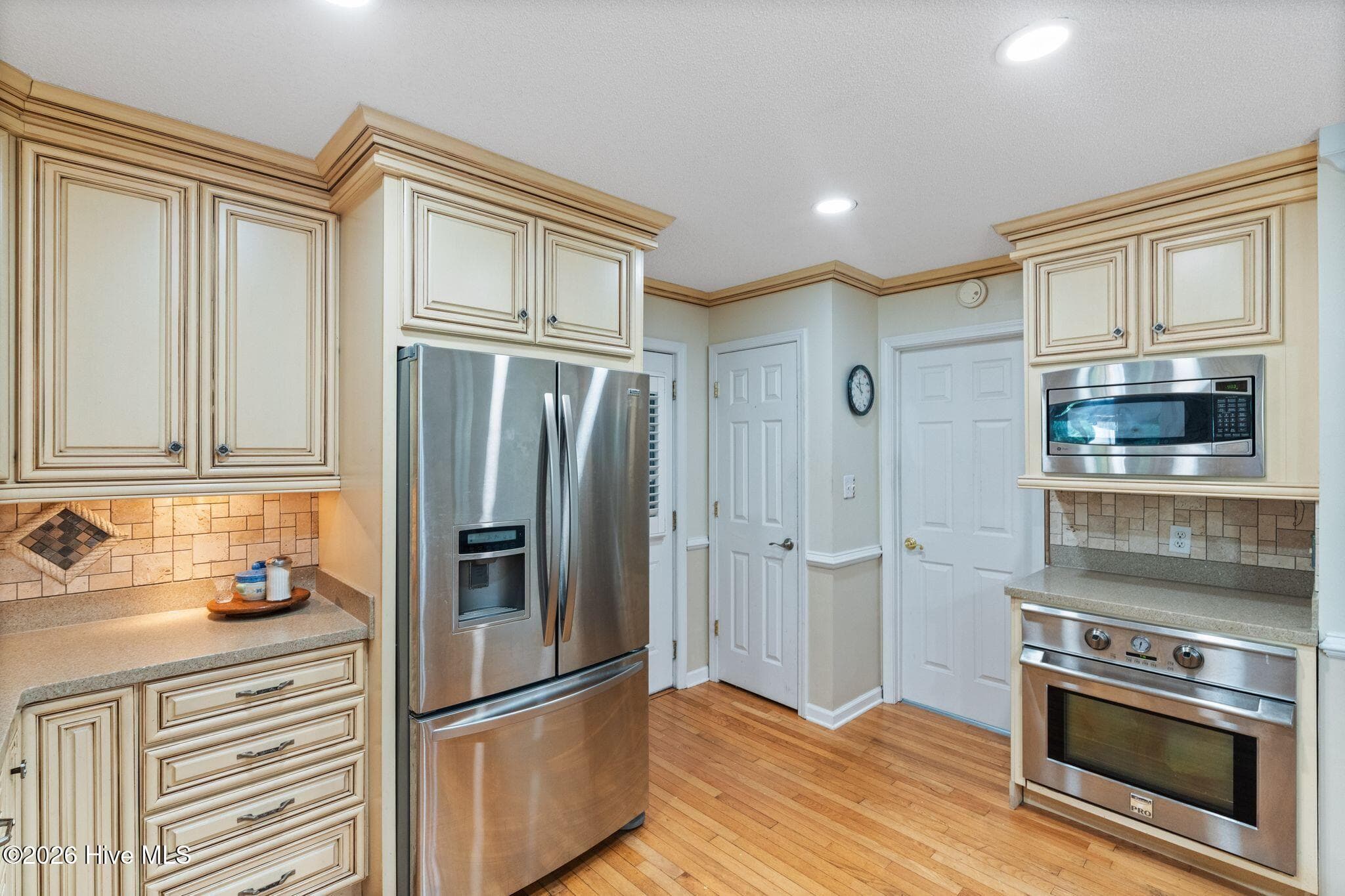 Single Family Residence at 211 S Shore Drive, Southport, NC 28461, photo 2 of 6