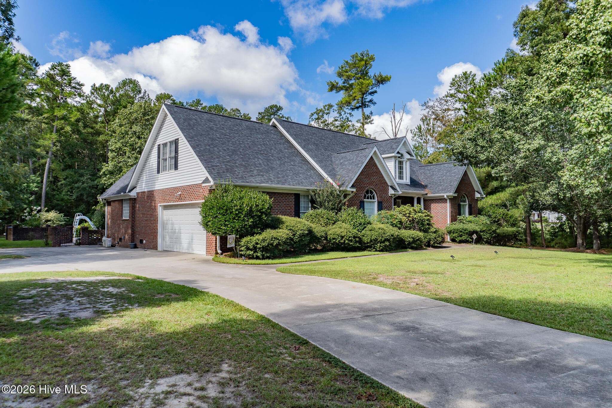 Single Family Residence at 2509 3rd Avenue, Elizabethtown, NC 28337, photo 15 of 36