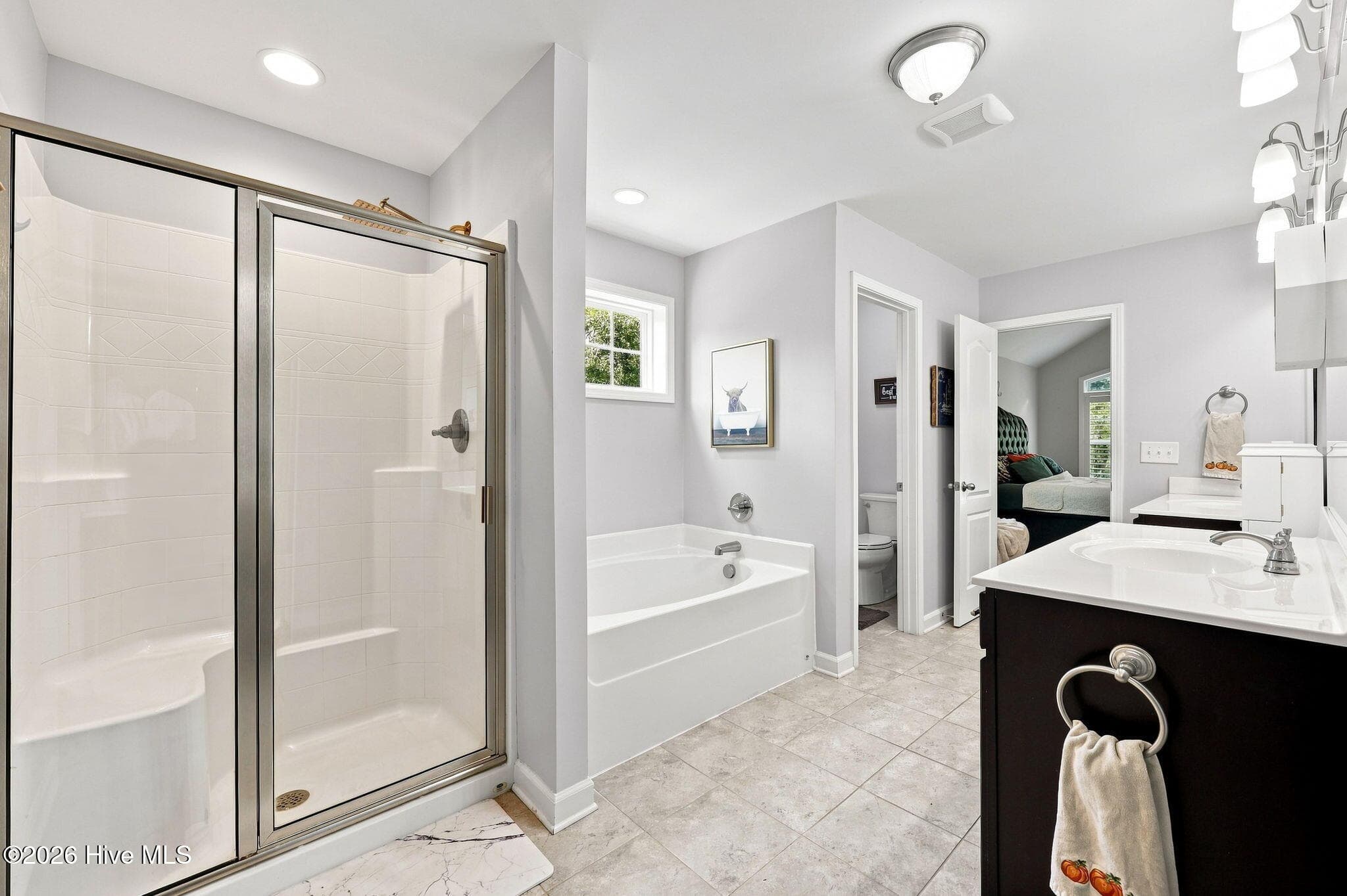 Master Ensuite - 108 Katydid Court, Hampstead, NC 28443