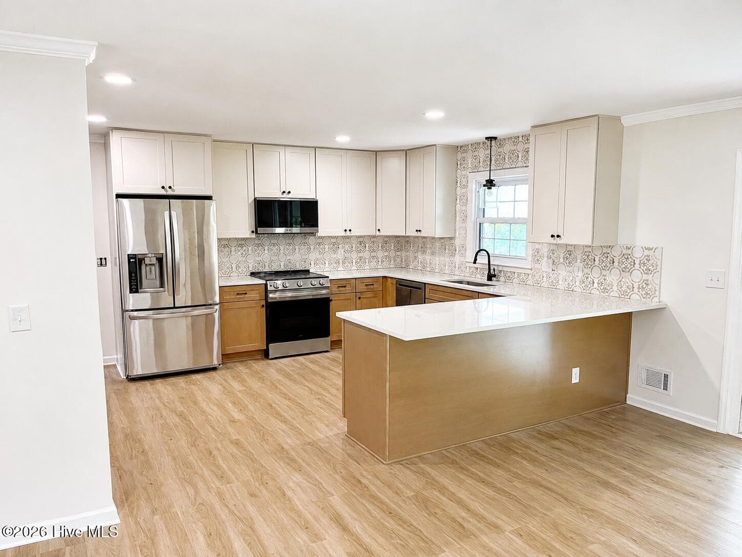 Single Family Residence at 4622 Dean Drive, Wilmington, NC 28405, photo 24 of 67