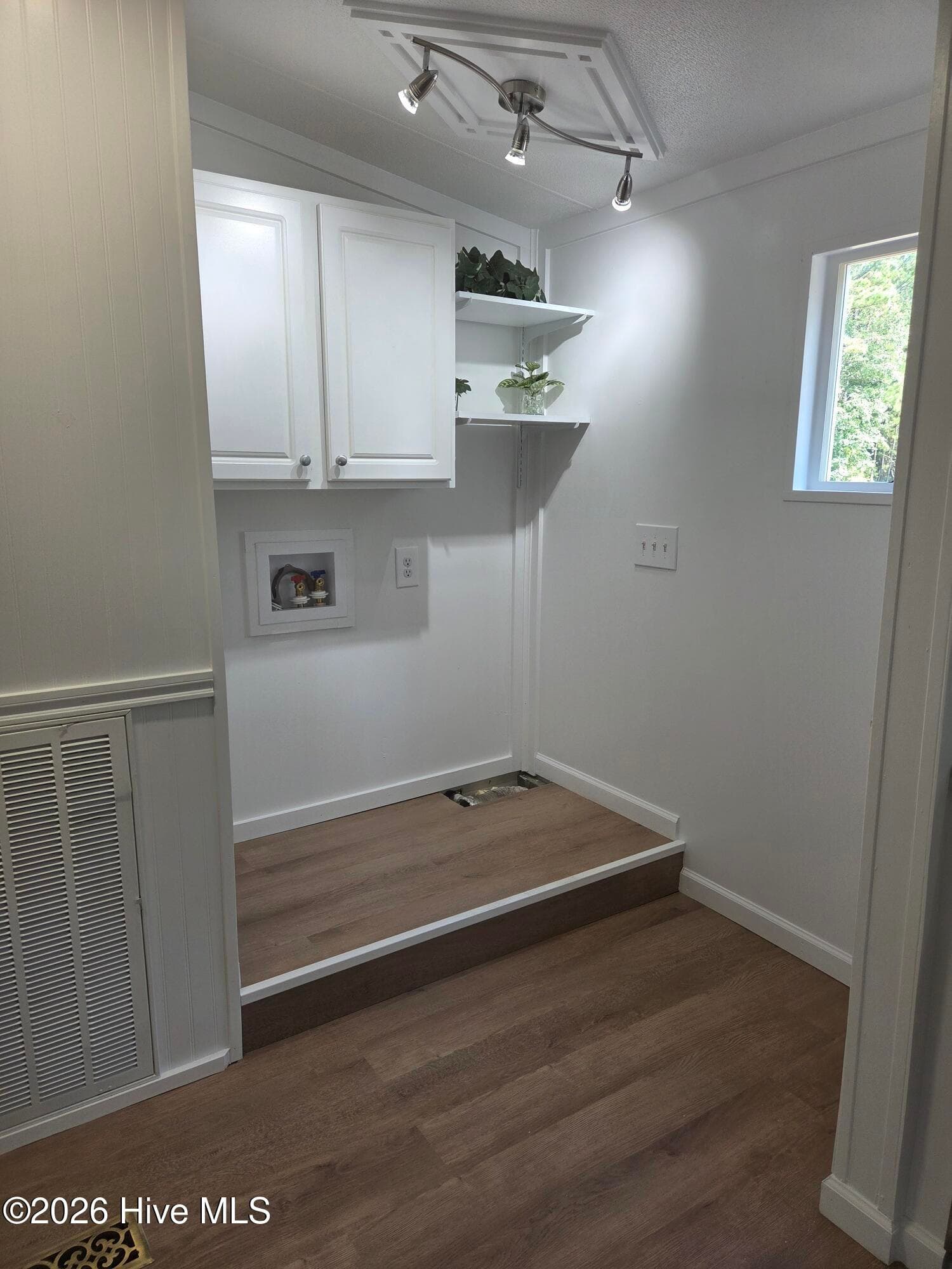 Manufactured Home at 1199 Zack Street SE, Bolivia, NC 28422, photo 18 of 73
