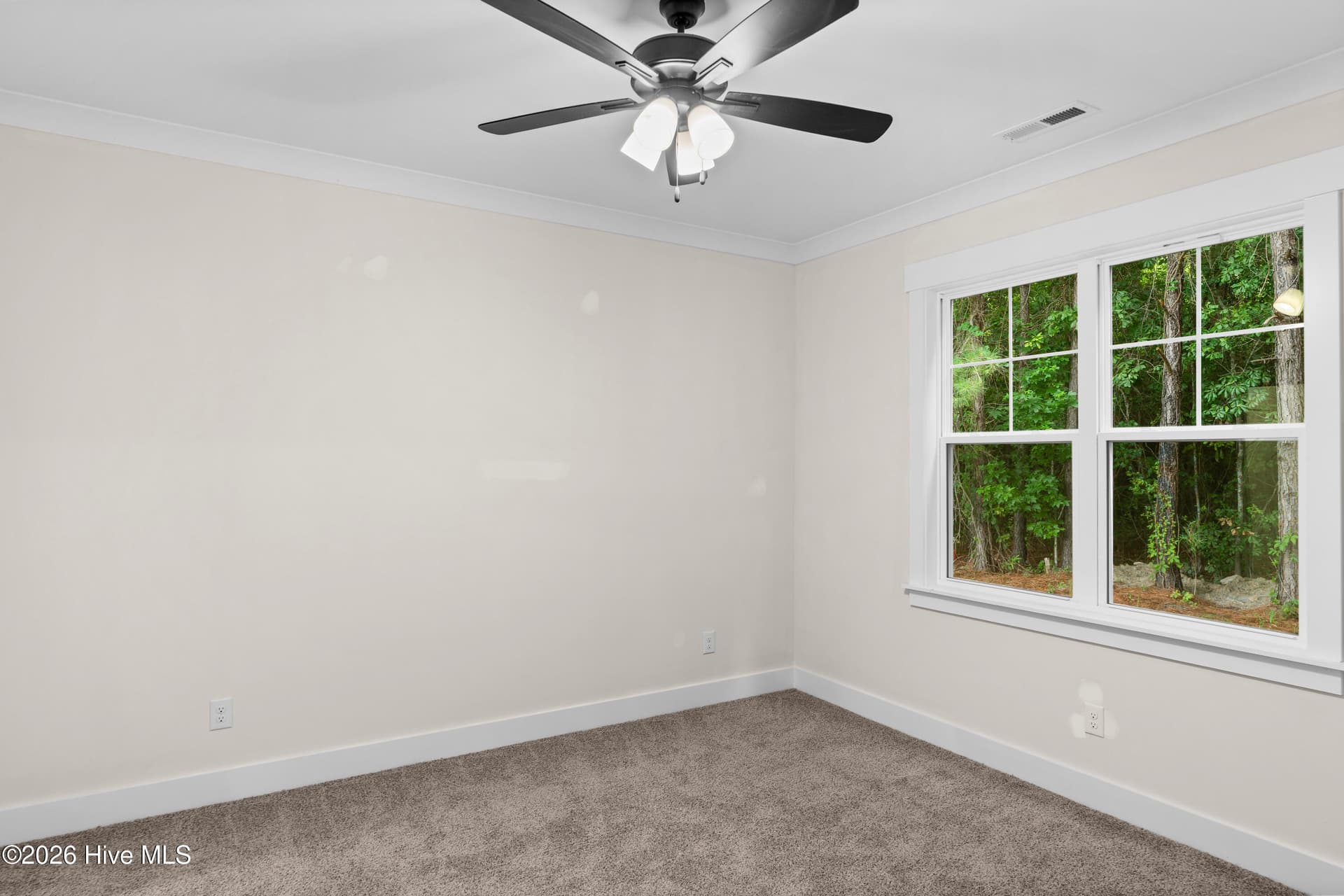 Single Family Residence at 445 Peregrine Ridge Drive, New Bern, NC 28560, photo 23 of 79