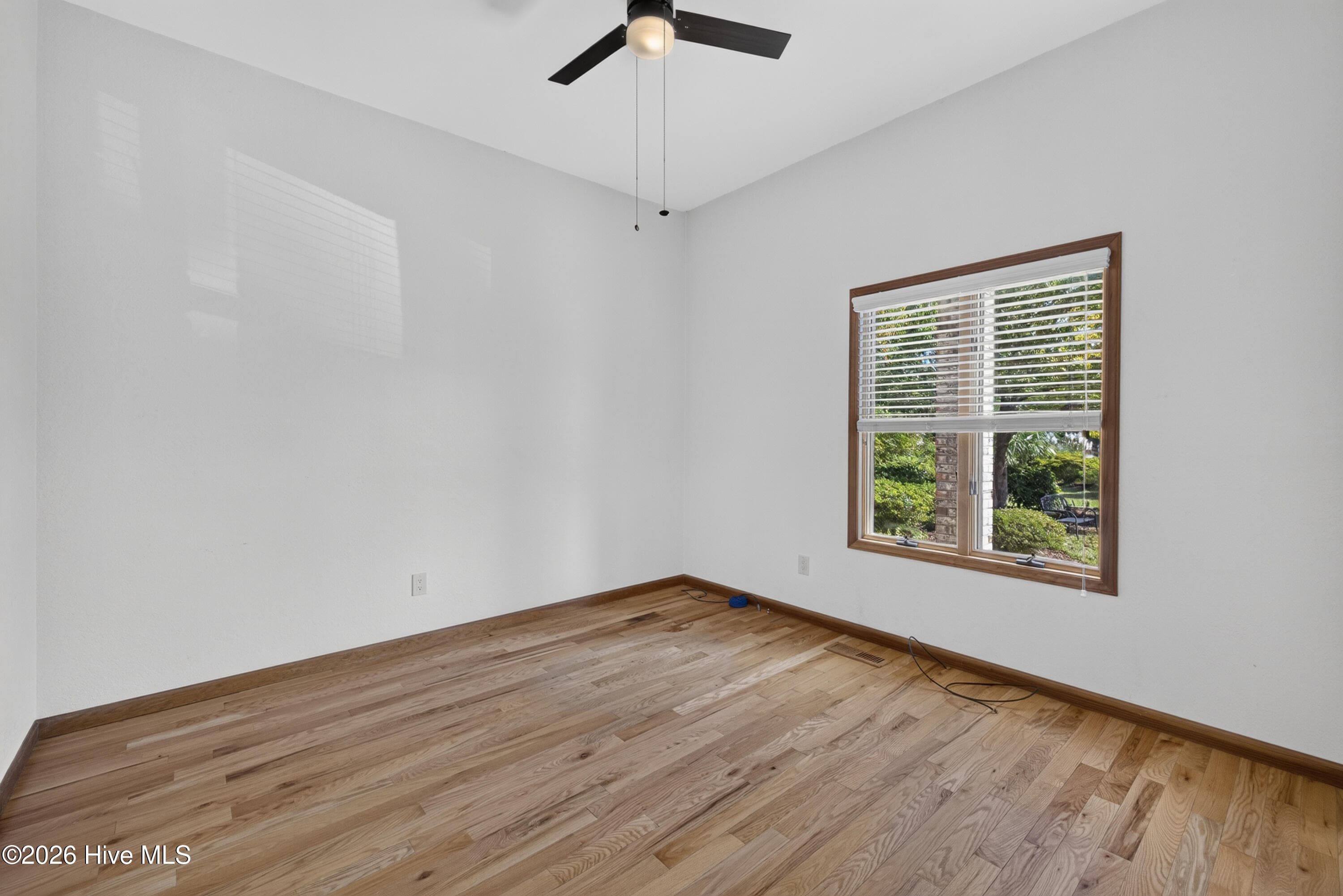 Single Family Residence at 106 Bogey Court, Hampstead, NC 28443, photo 30 of 52