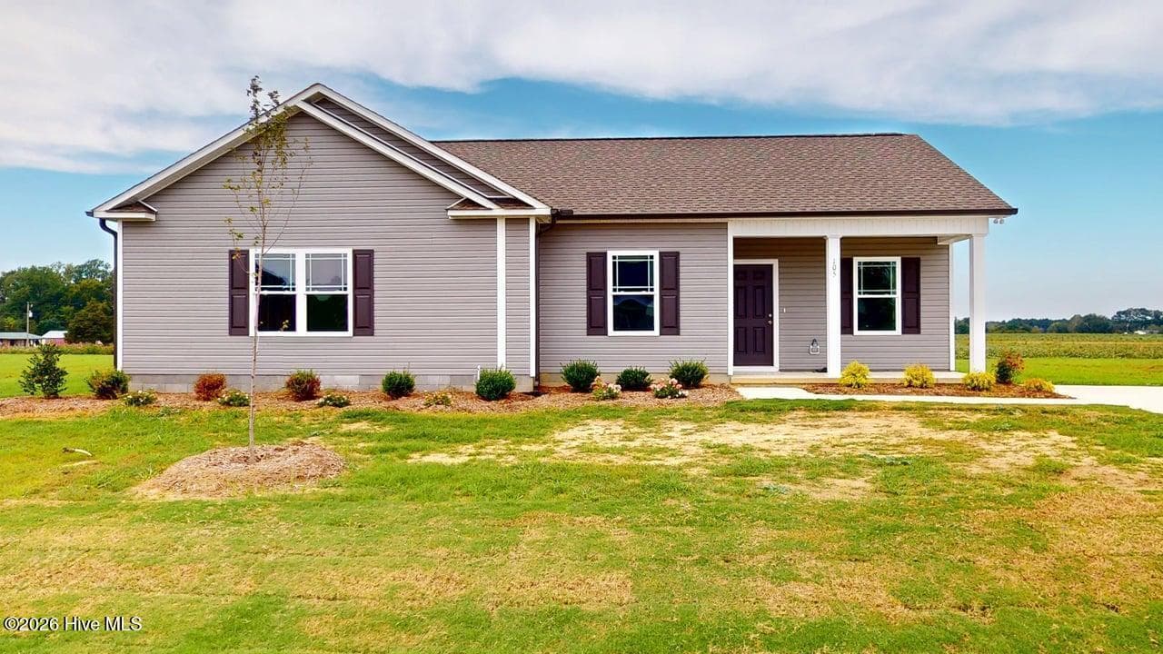 Single Family Residence at 105 Berkeley Place, Pikeville, NC 27863, photo 2 of 27