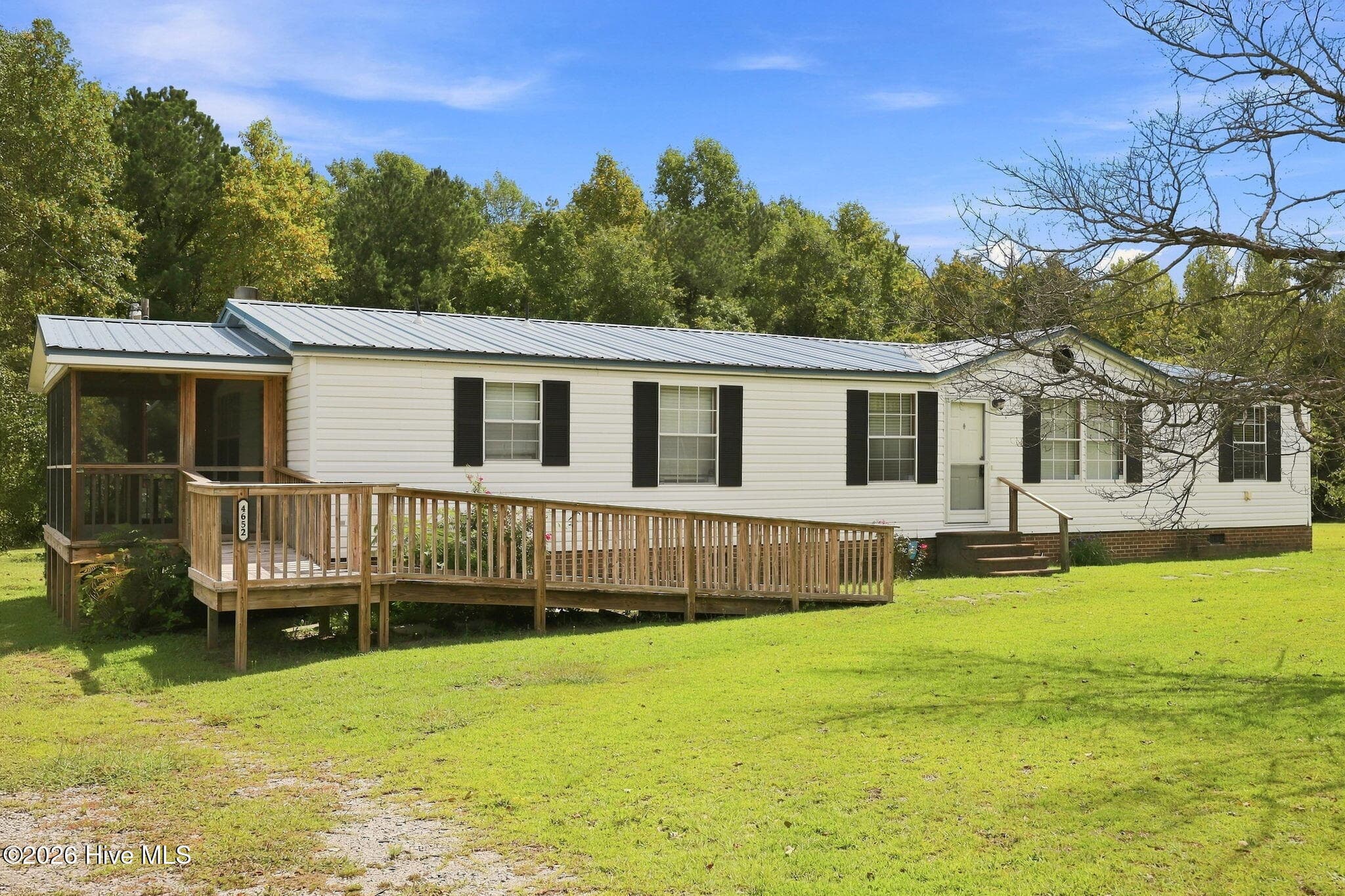 Manufactured Home at 4652 Faith Baptist Church Road, Pinetops, NC 27864, photo 7 of 145