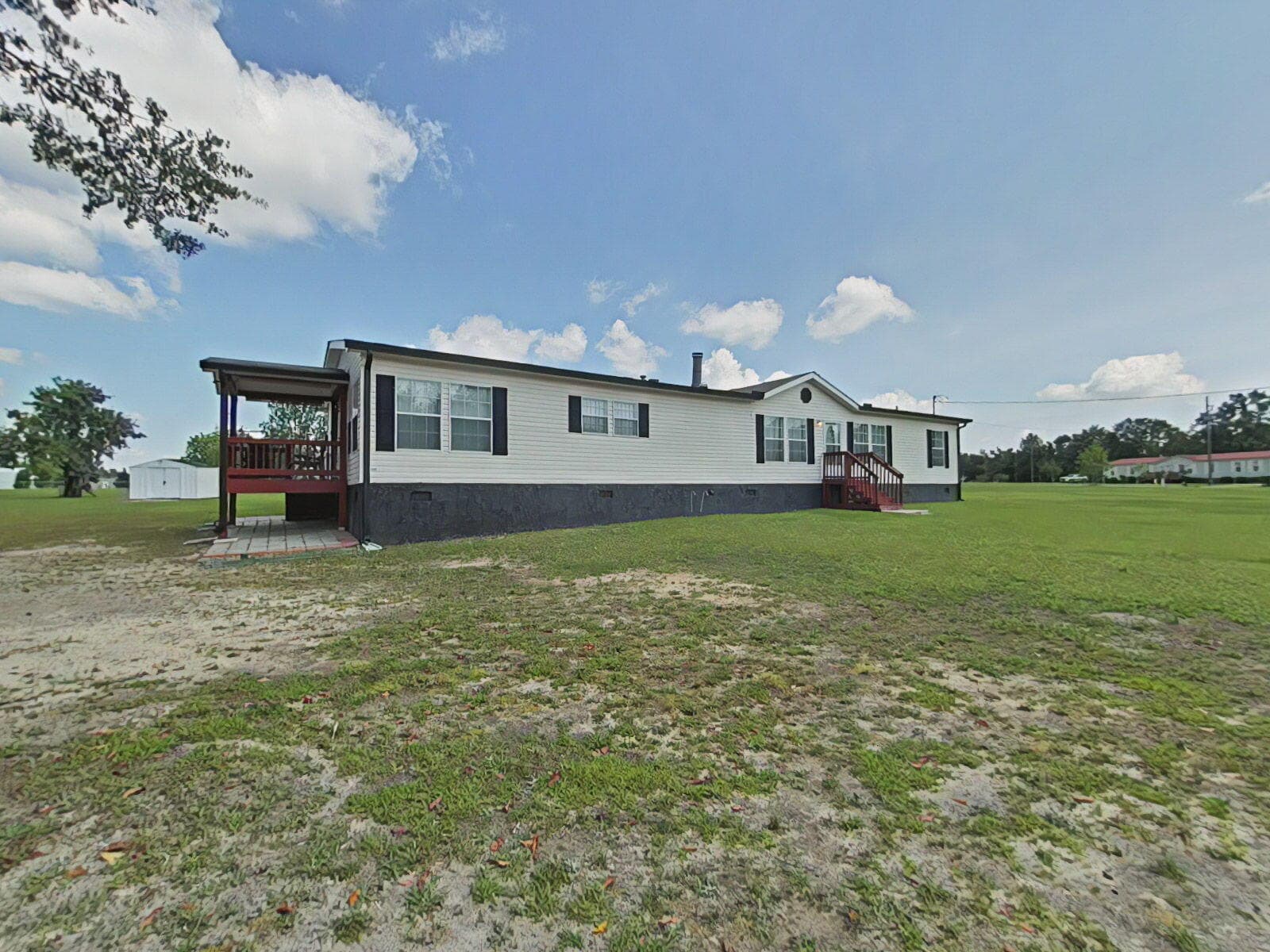 Manufactured Home at 3532 Matts Way, Blythe, GA 30805, photo 3 of 28