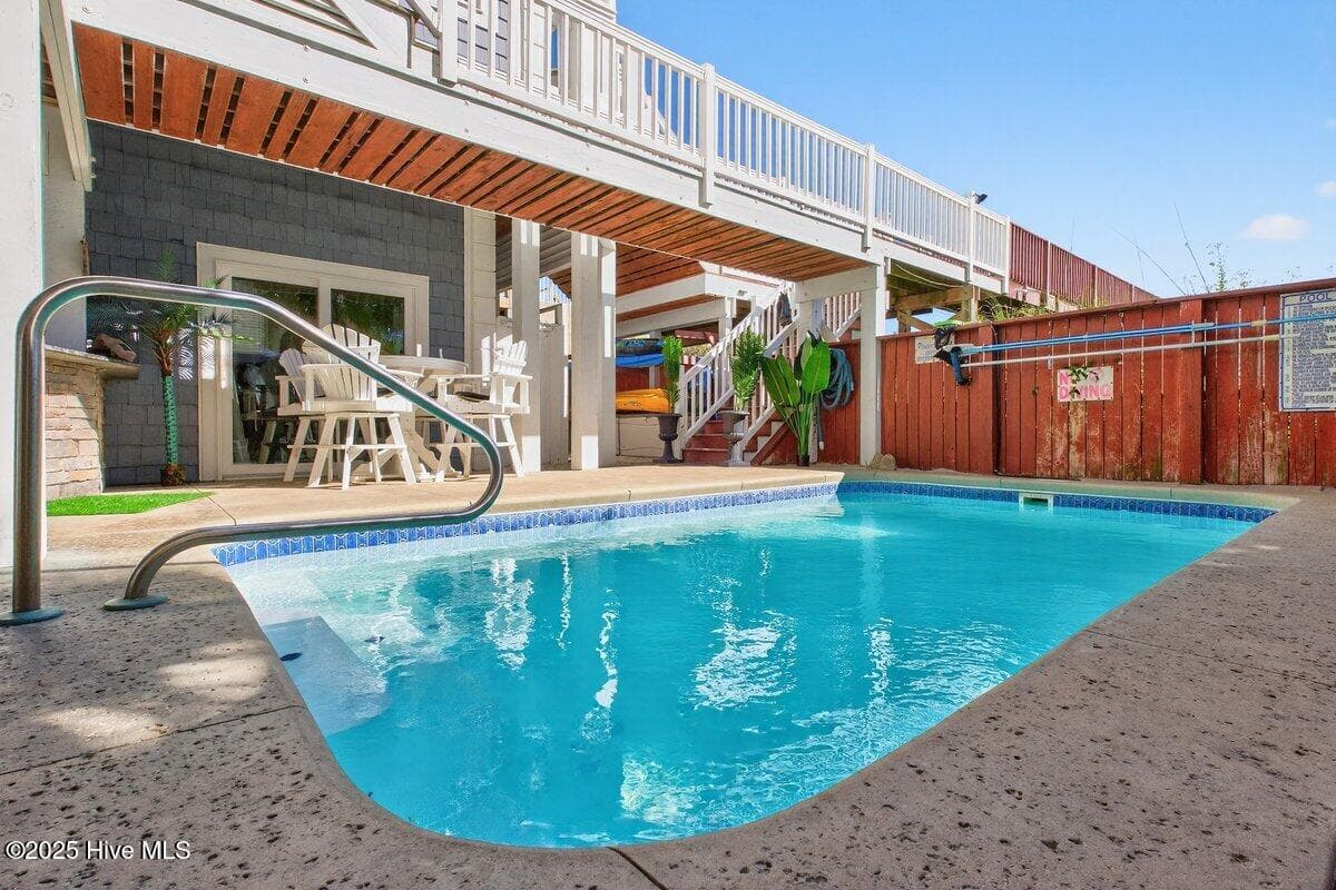 Single Family Residence at 7 Coggeshall Drive W, Ocean Isle Beach, NC 28469, photo 13 of 78