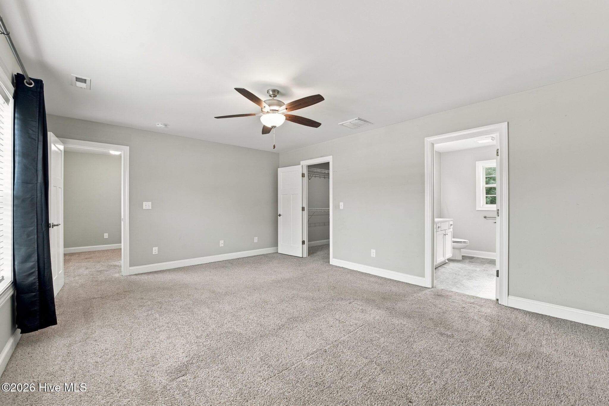 Single Family Residence at 100 Fernie Lane, New Bern, NC 28560, photo 19 of 51