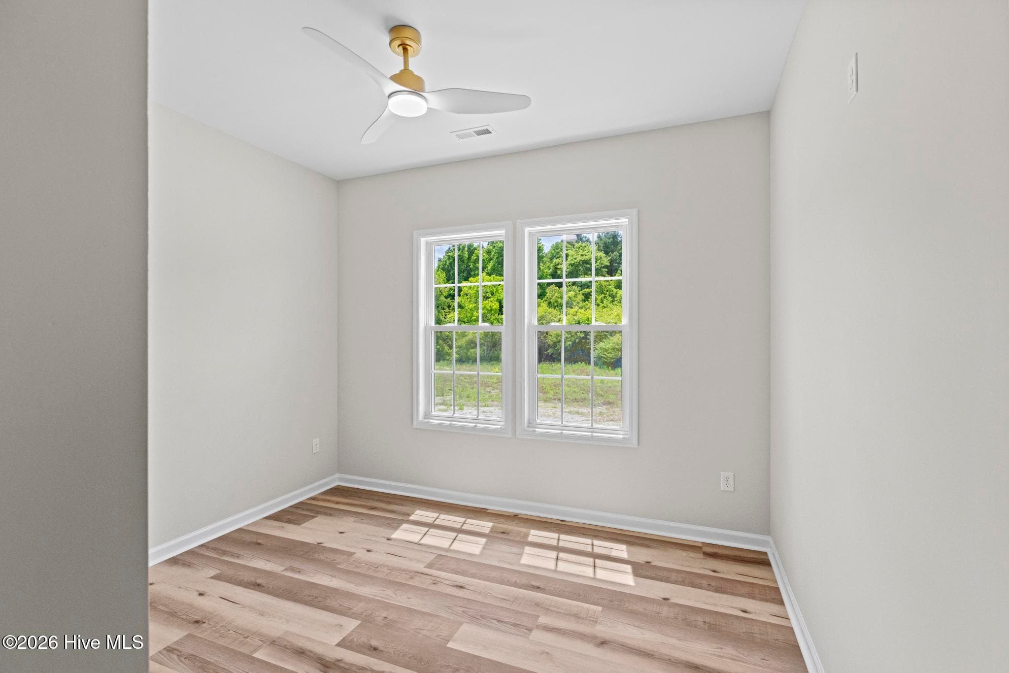 Single Family Residence at 402 Wade Drive, Richlands, NC 28574, photo 71 of 74